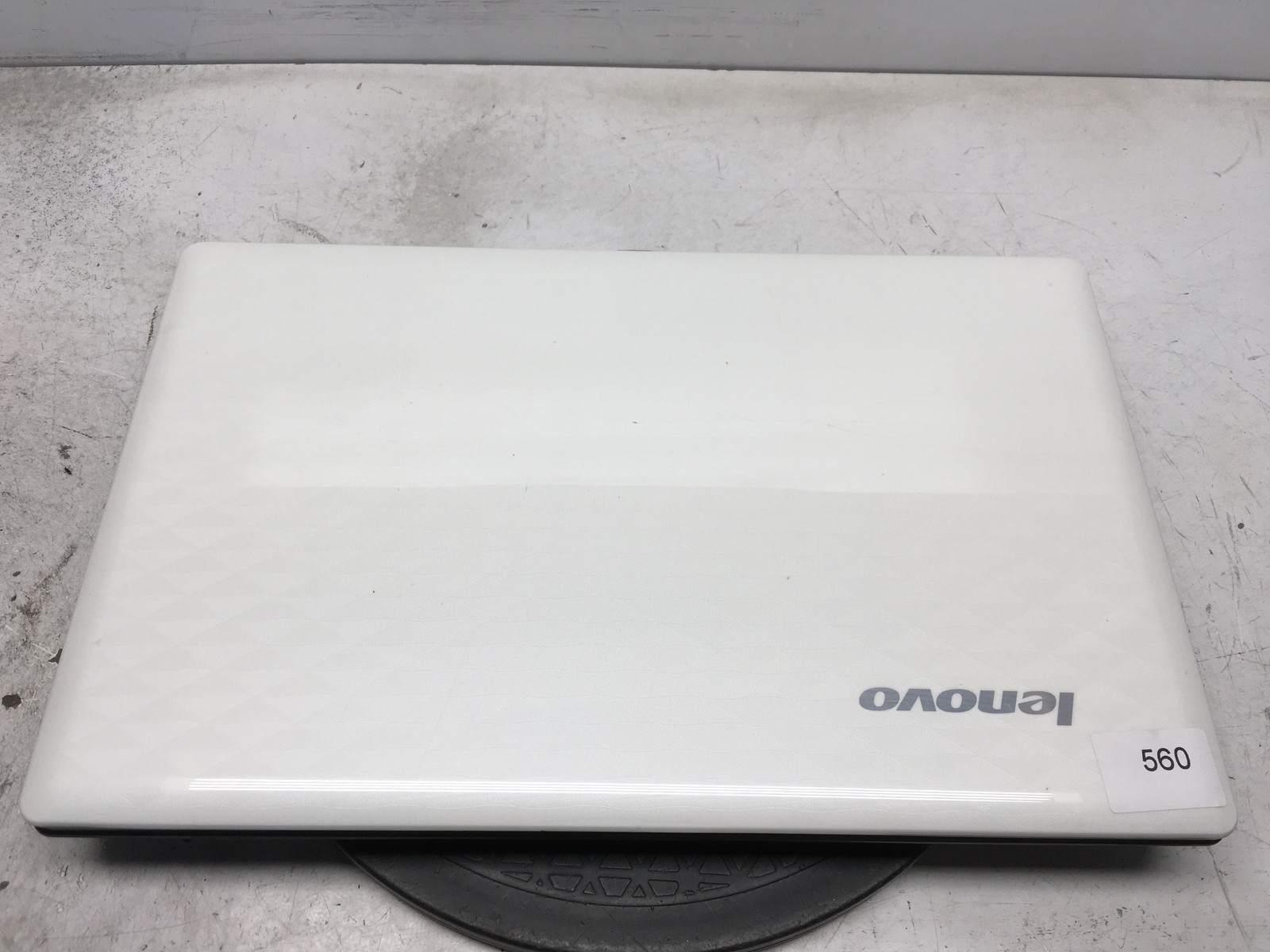 Lenovo IdeaPad Z580 Intel i5-3210M 2.5GHz 4 GB NO HDD No Batt