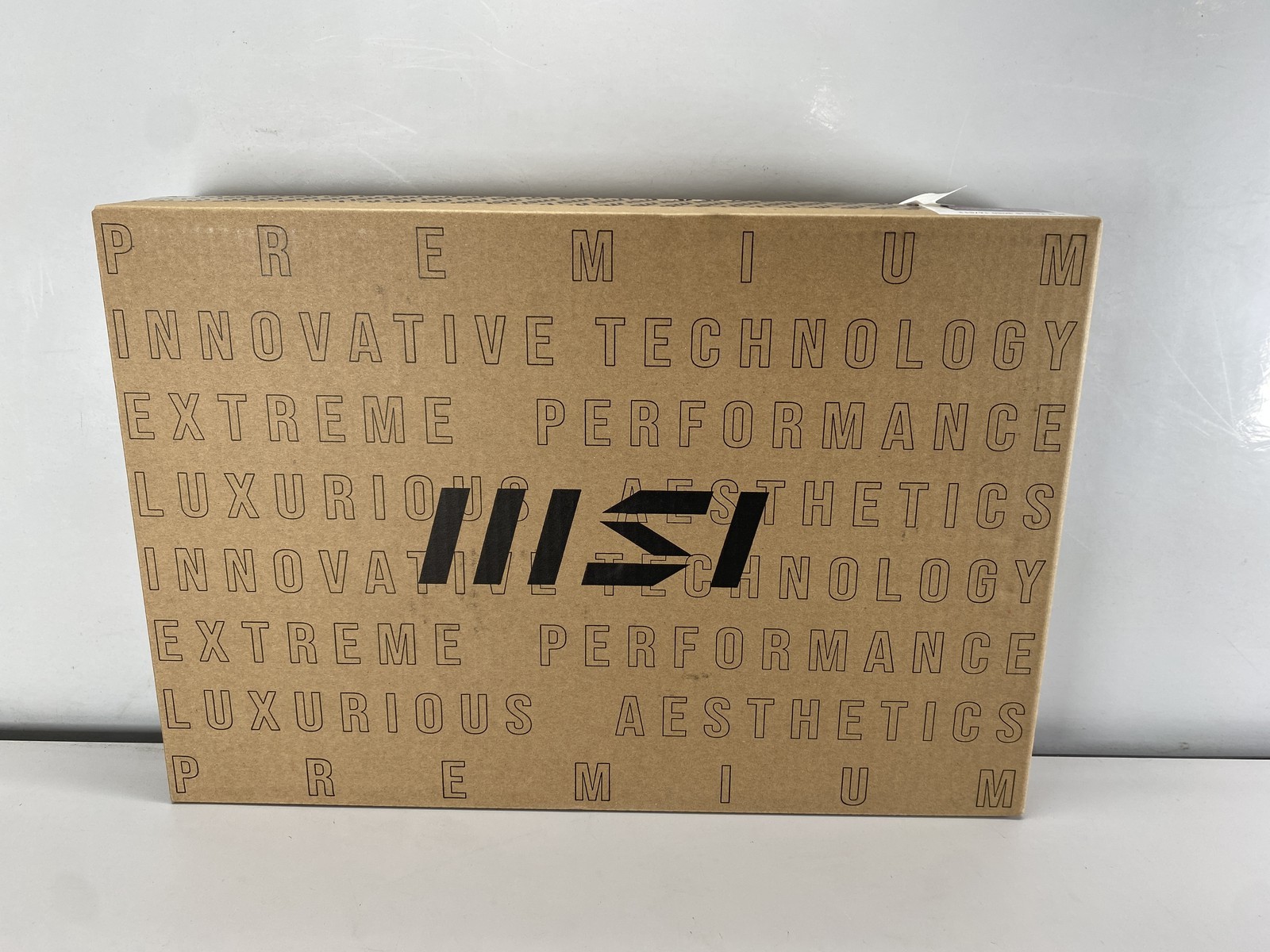 MSI Laptop Thin 15 B13UC 15.6″ Intel Core i5-13420H 512GB RTX 3050- Black
