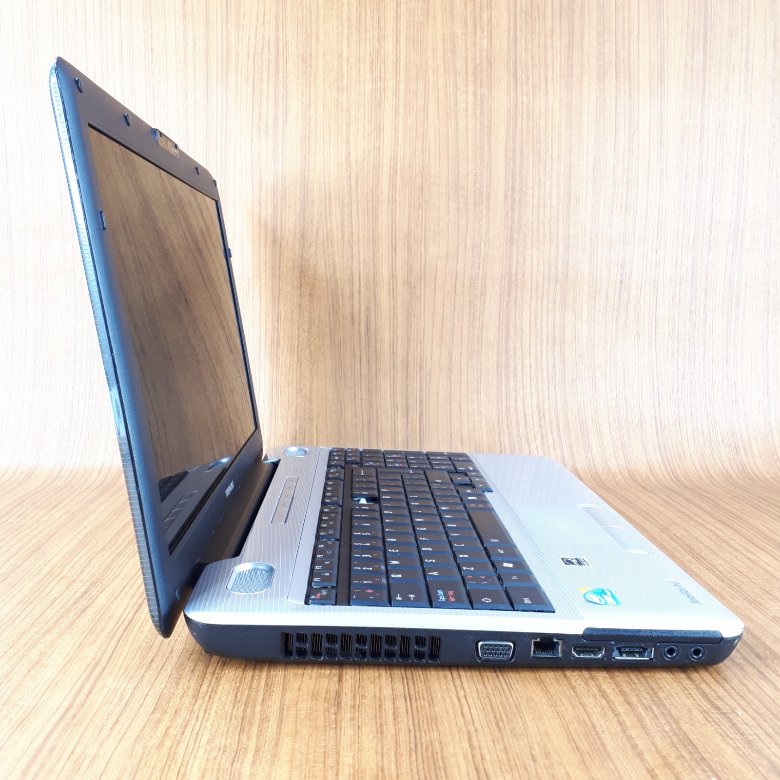 Toshiba Satellite Pro L500 15.6″ Laptop i5 M430 4GB RAM DVD NO HDD/OS For Parts