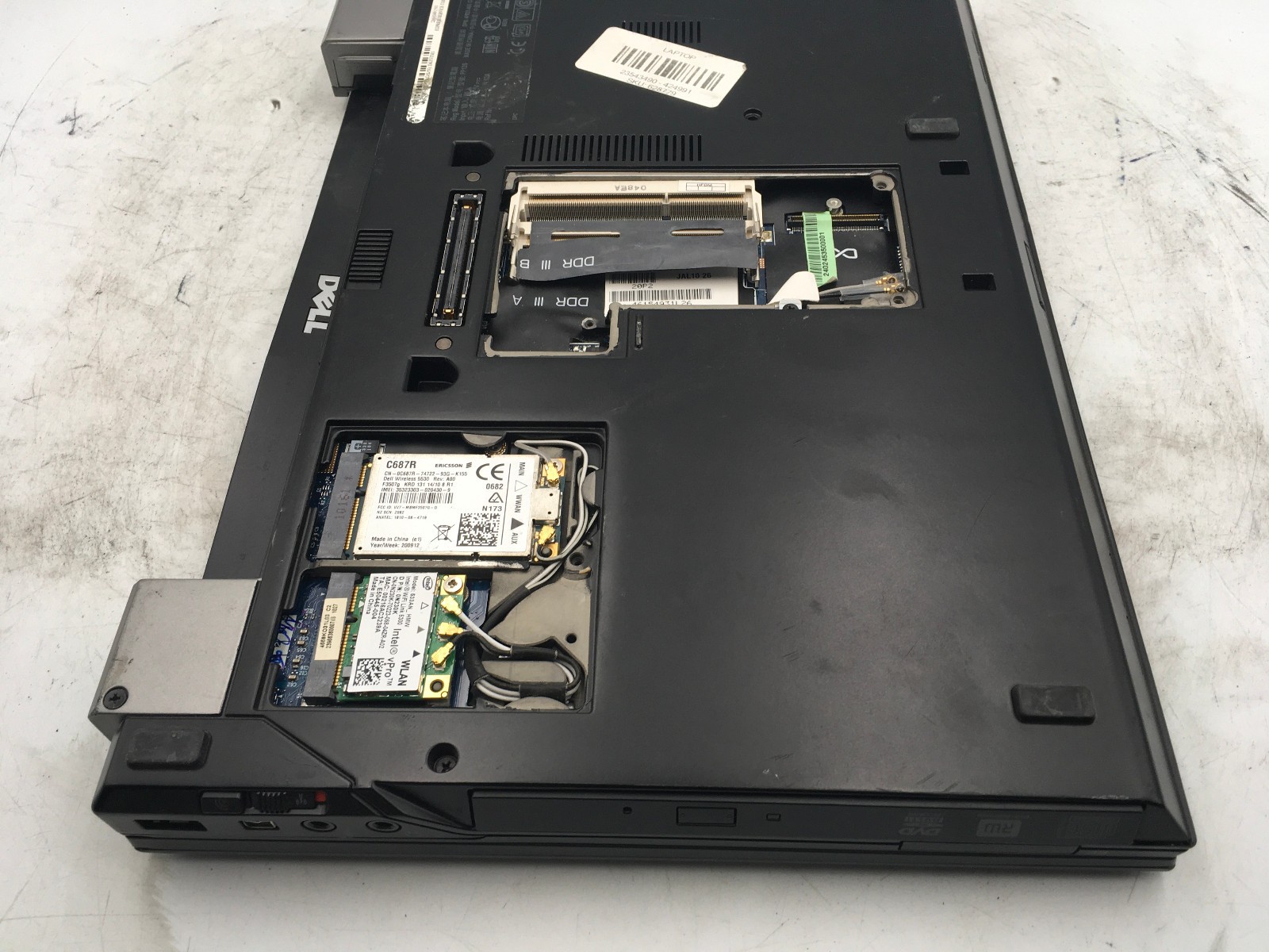 DELL LATITUDE E4300 – BOOTS TO BIOS – INTEL CORE 2 DUO – NO RAM – 14″ – READ-BB