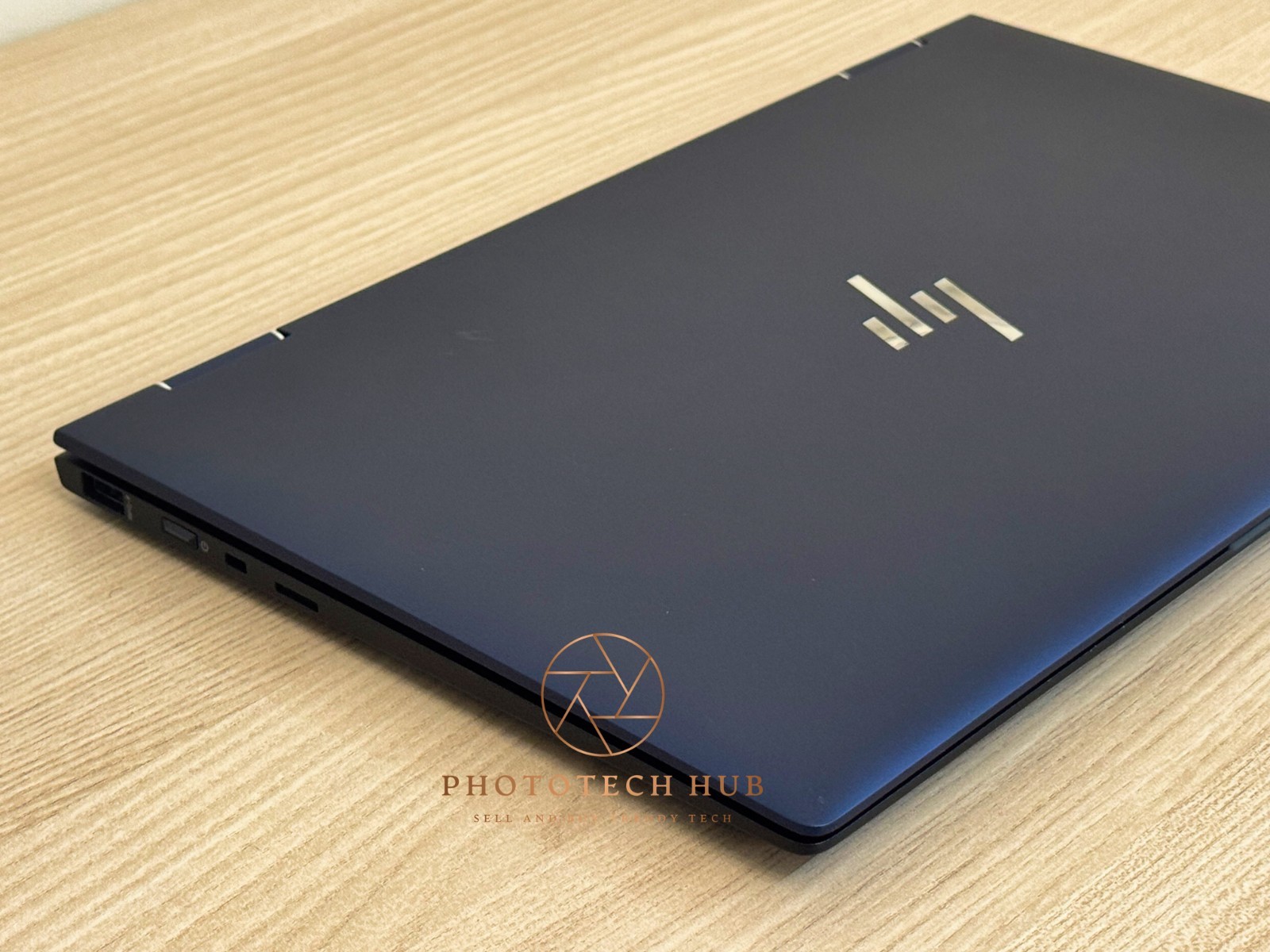 HP Elite Dragonfly Max 13.3″ Touch i7-1165G7 2.80GHz/16GB/1TB NVMe