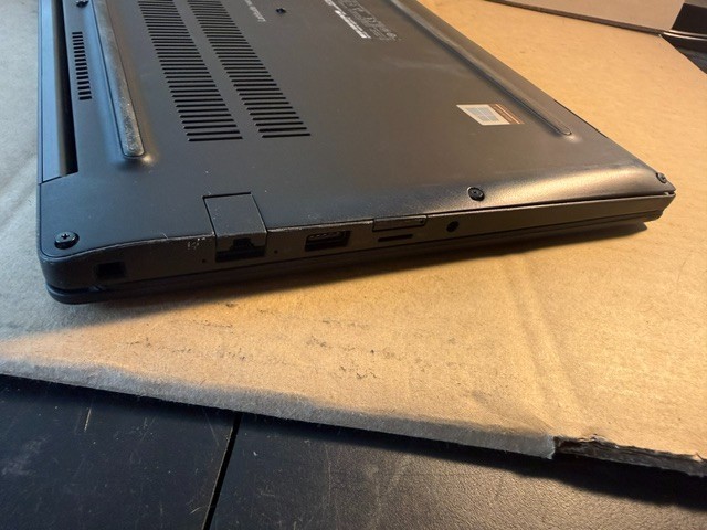 Dell Latitude 7480 i5-7300U NO RAM NO O/S (No Charger Included)