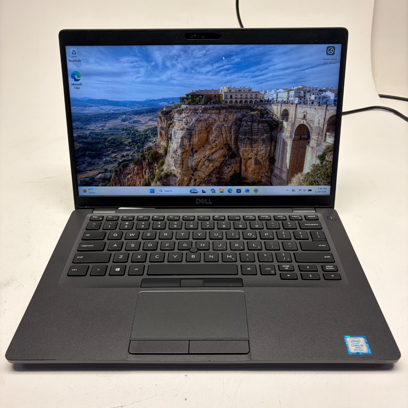 Dell Latitude 5400 w/ Power Supply