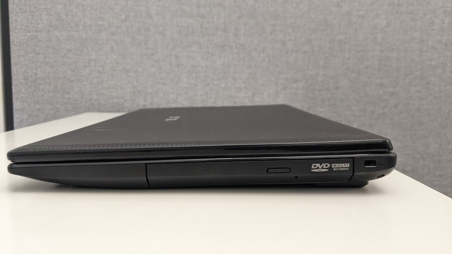 ASUS R503U LAPTOP WINDOWS 10-AMD DUAL CORE C-60 1.0GHZ RAM-4GB HDD-207GB