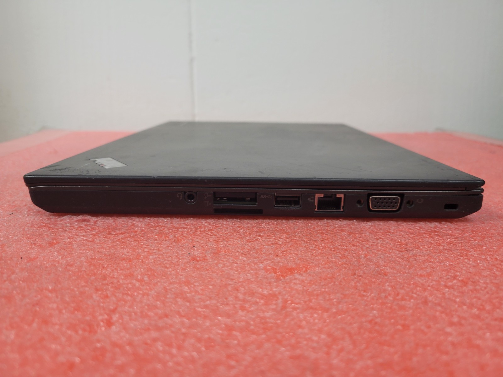 Lenovo ThinkPad T450 i5-5300U 4GB RAM *AS IS/No HDD/No OS/No Battery* | LP483