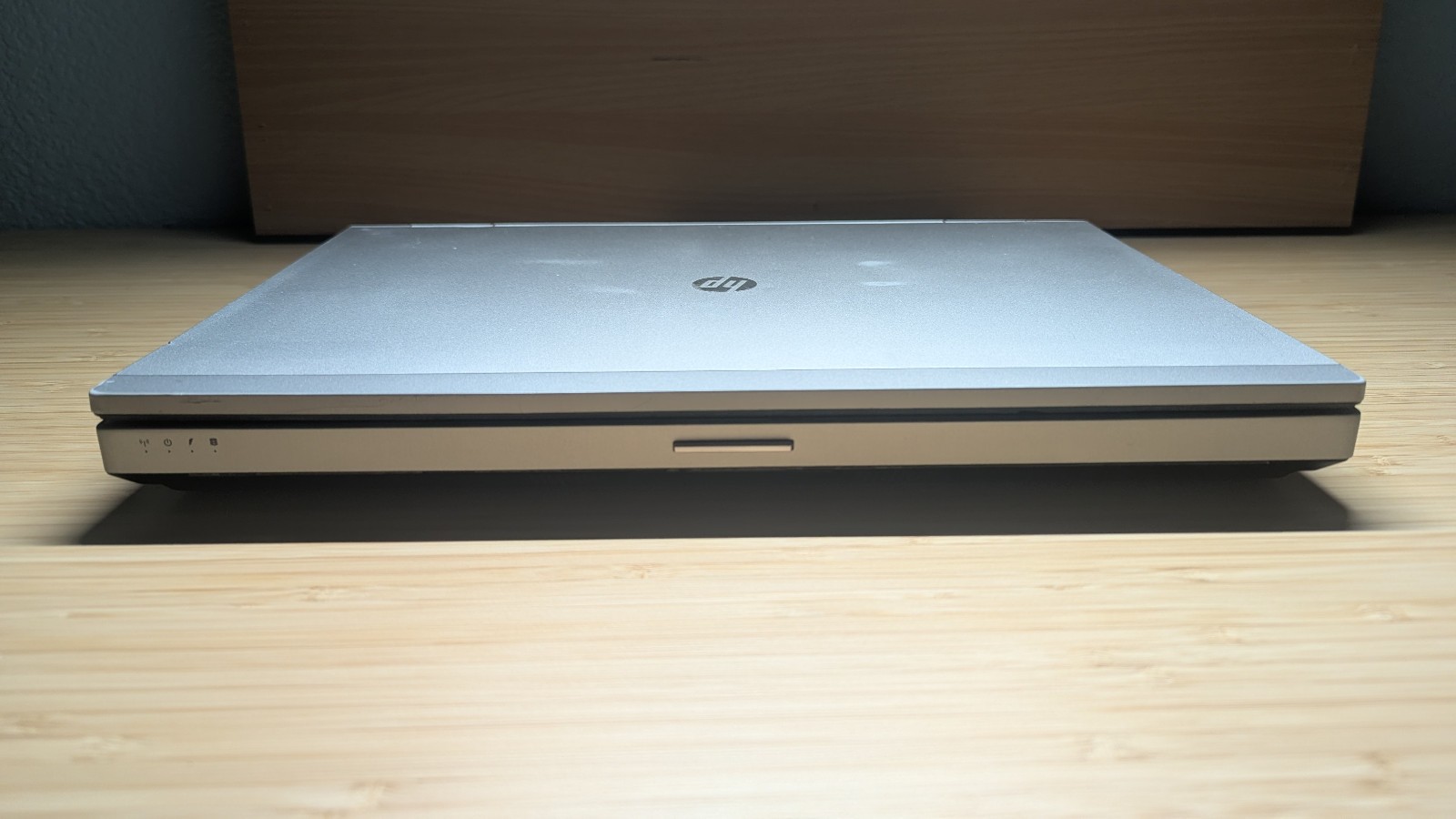 HP EliteBook 8460p with i7-2720QM, for parts, or who can repair by resolder