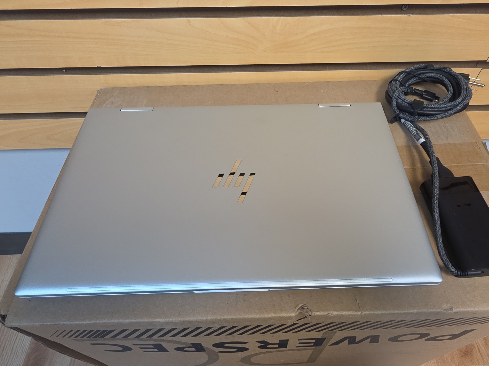 HP ENVY X360 Laptop 15-EW0013DX | CORE I5-1235U | 512GB | 16GB | Windows 11