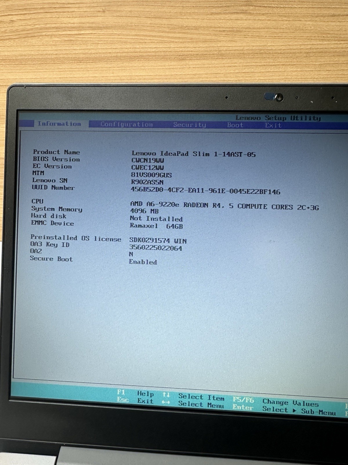 Lenovo IdeaPad Slim 1-14AST-05 14″ A6-9220e RADEON R4 4GB RAM 64GB SSD(UNTESTED)