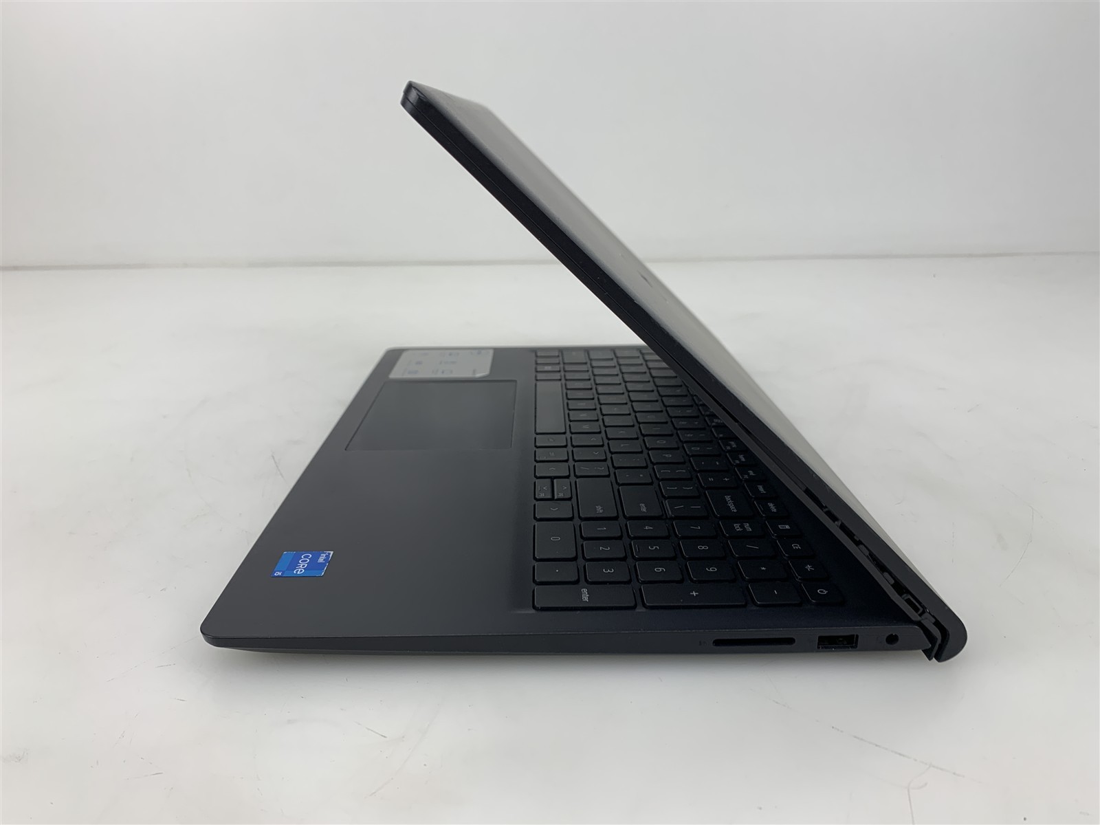 Dell Inspiron 15 3520 Intel i5-1155G7 4.50GHz 16GB RAM No HDD/SSD 15.6″ – PARTS
