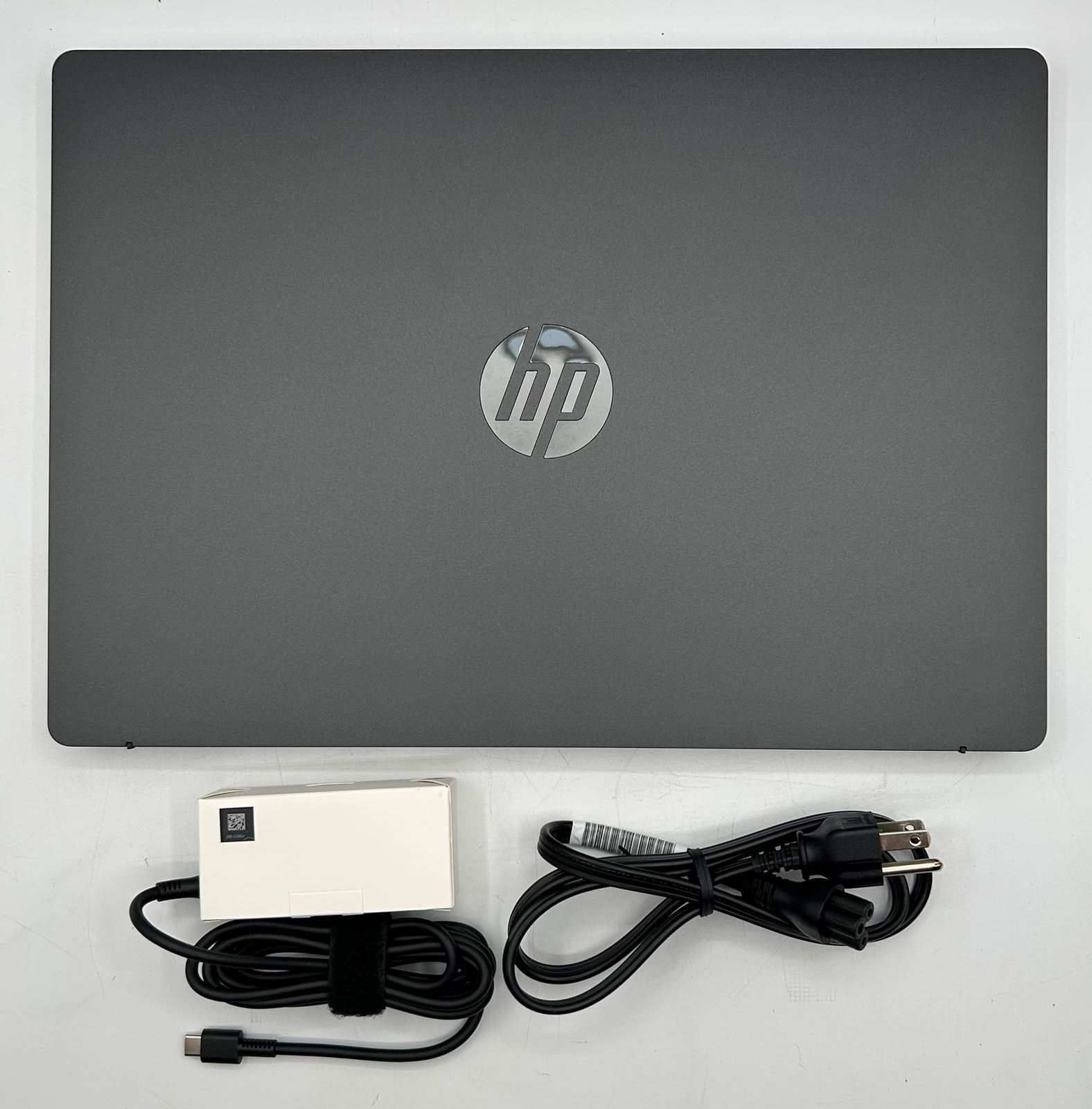 HP OmniBook 3 16″ Ryzen 3-30-APU 8GB RAM-256GB SSD-Touch-Windows 11(16-BY0199NR)