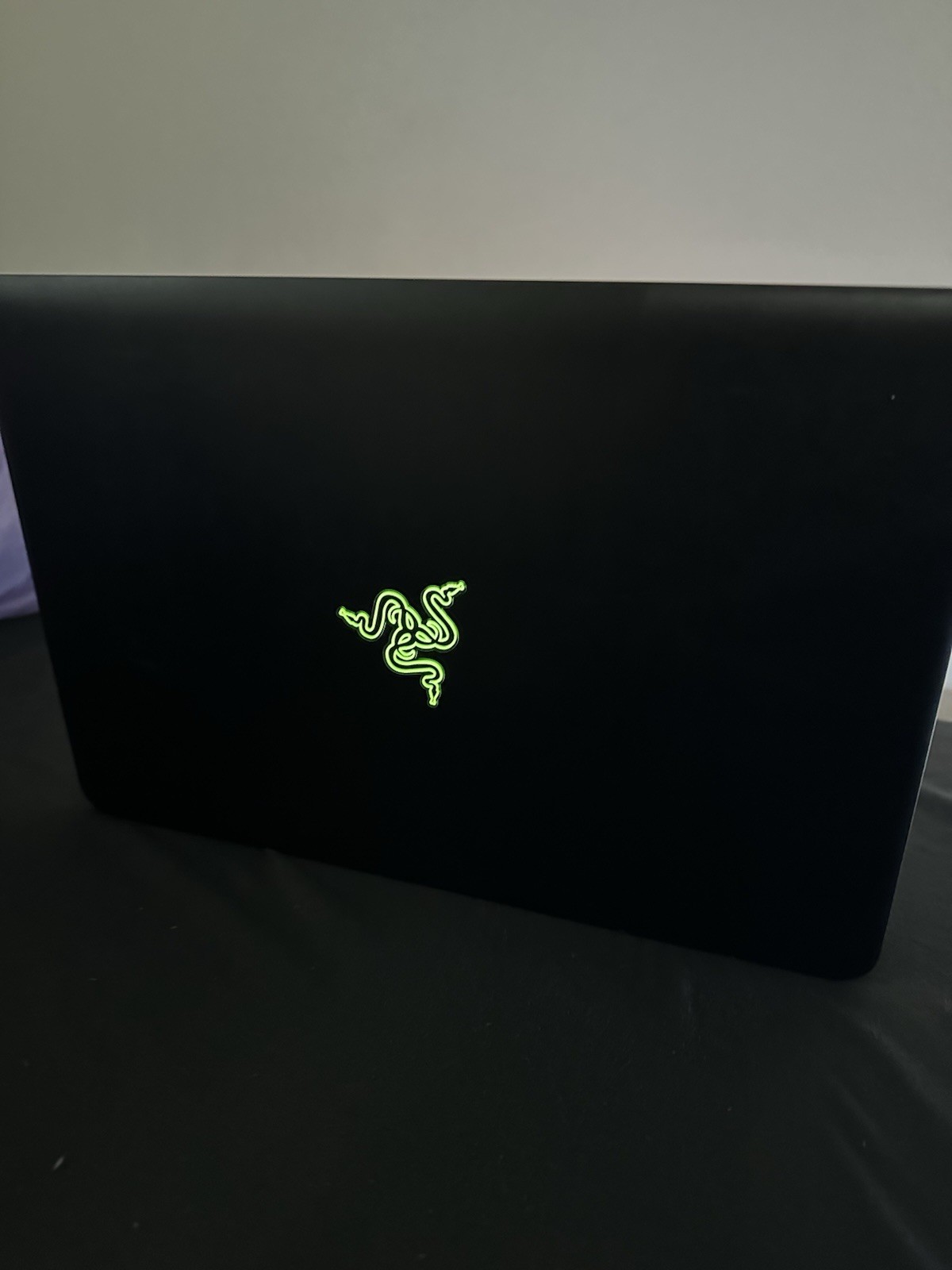 Razer Blade 14″ Gaming Laptop i7 2.50GHz 16GB RAM 500GB SSD Black