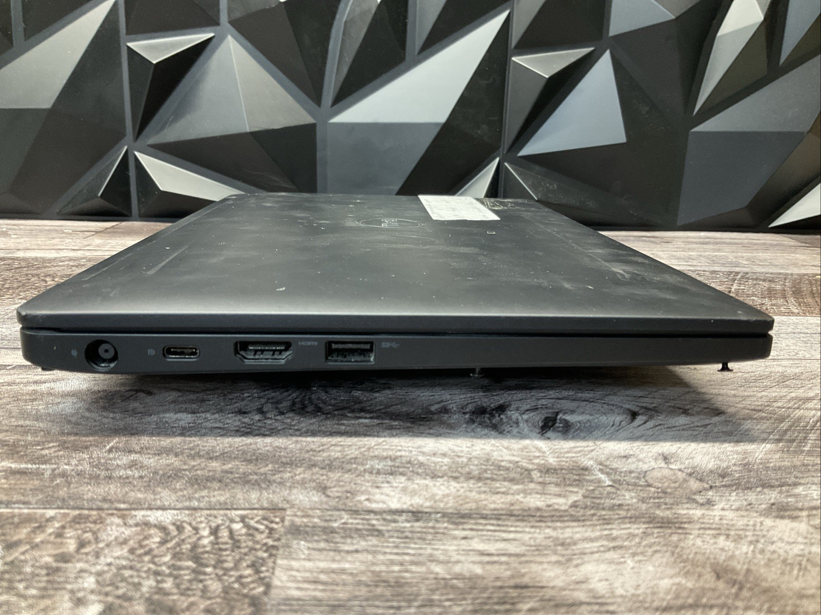 Dell Latitude 7390 / i5 7th Gen / Laptop Notebook PC / O5