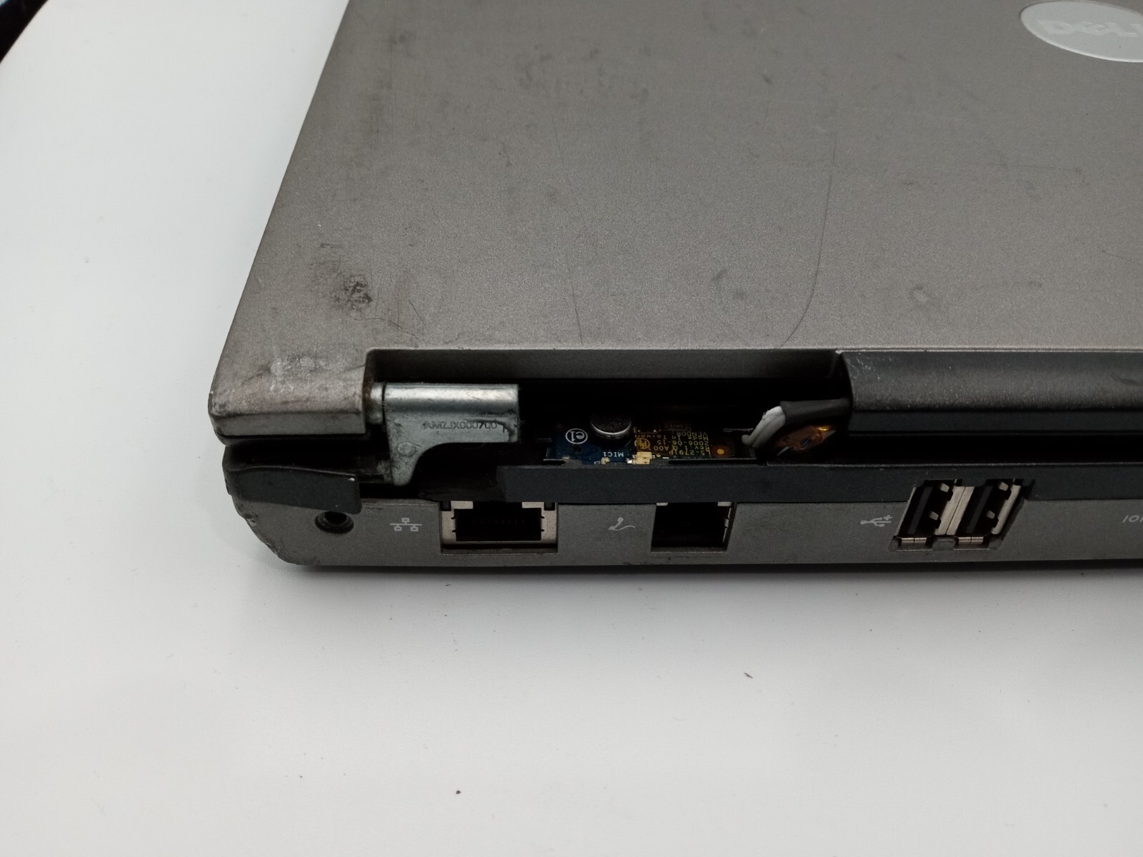 Dell Latitude D620 14″ Laptop Intel Core 2 Duo * LIQUID DAMAGE * READ -RR