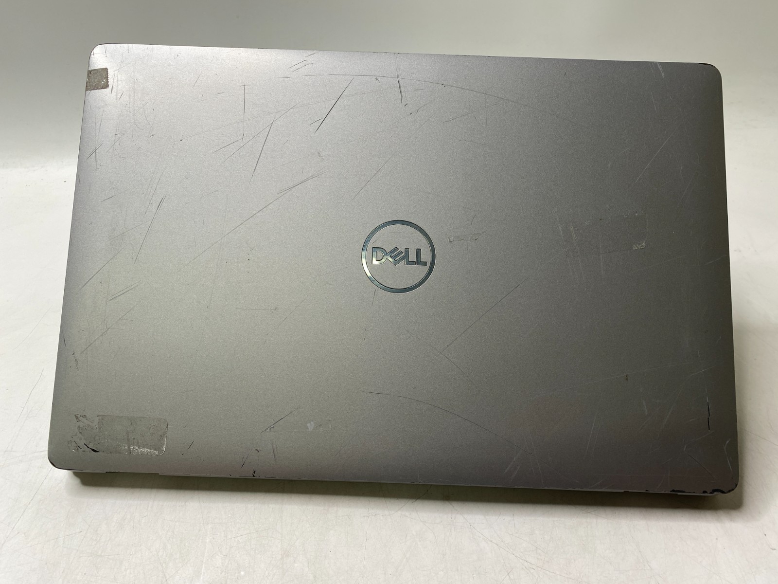 Dell Latitude 5511 15.6″ Touch i7-10850H 4GB RAM MX250 No SSD/WiFi/Bottom PARTS