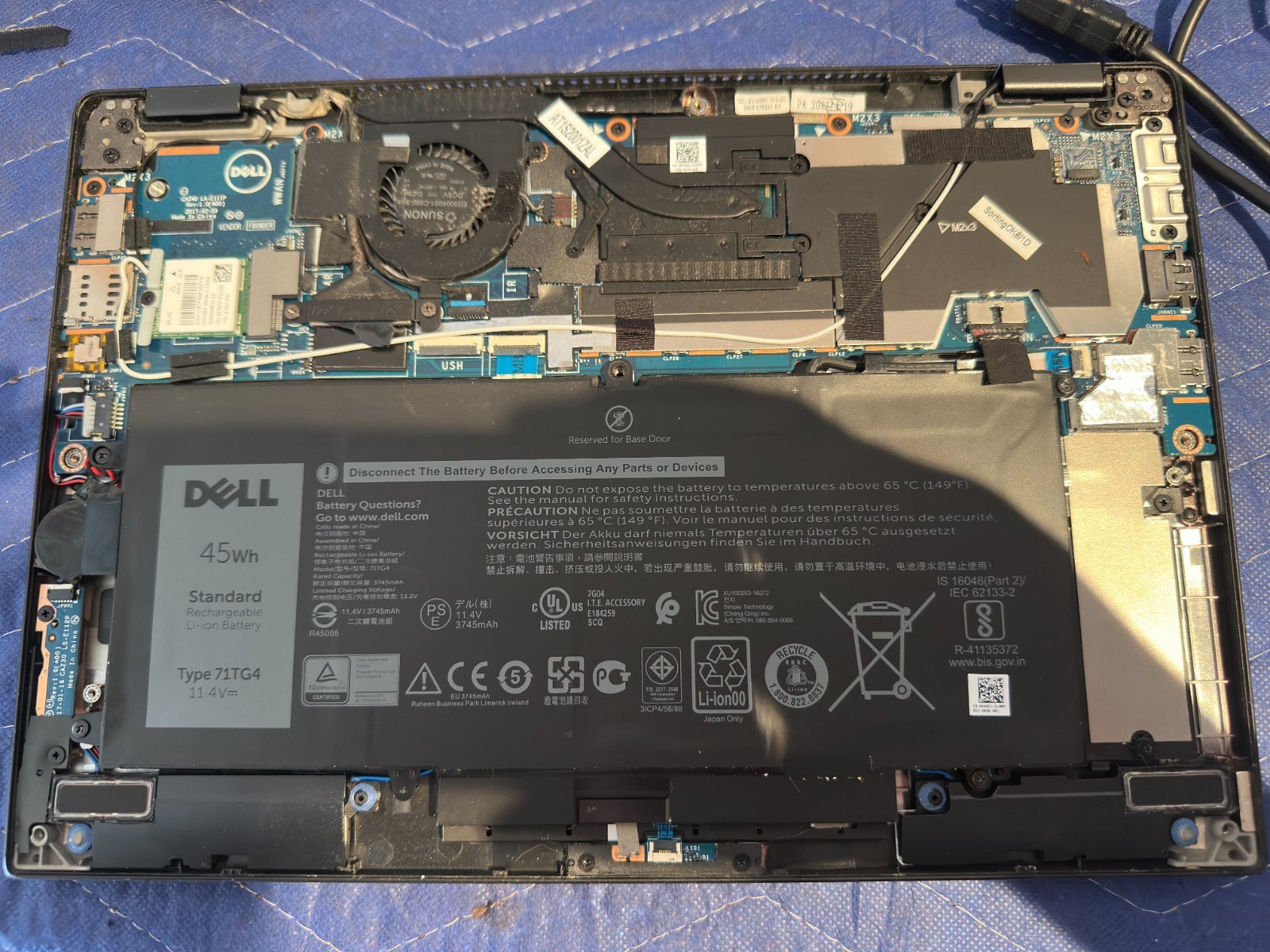 Dell Latitude 5289 2 in 1 Laptop i5-7200U 2.5GHz 8GB RAM NO SSD/OS/POWER *READ*