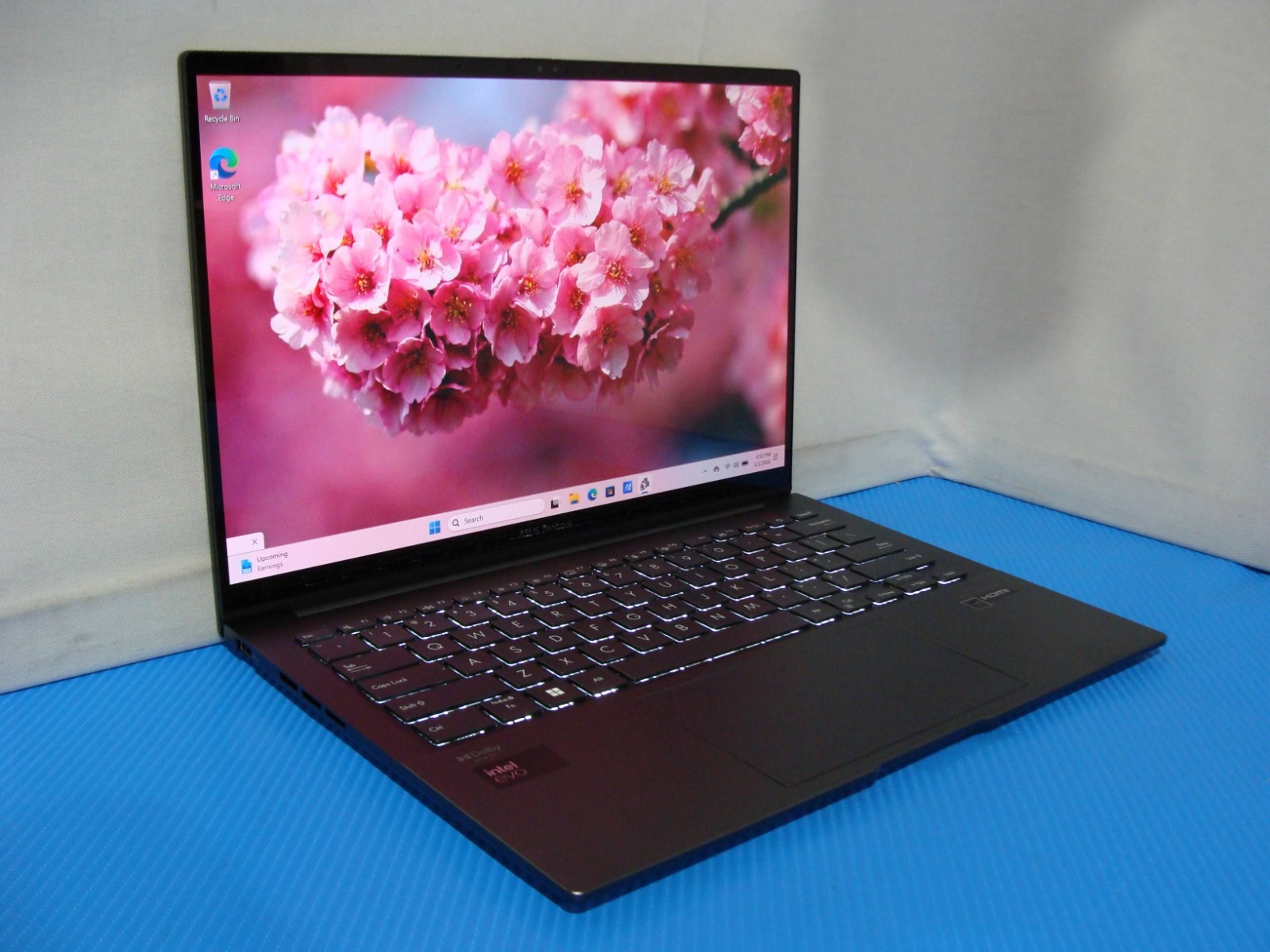 Asus ZenBook Q415MA 14″FHD+ TOUCH ultra 5 125H 3.6GHz 8GB 512GB SSD Win 11H +PA