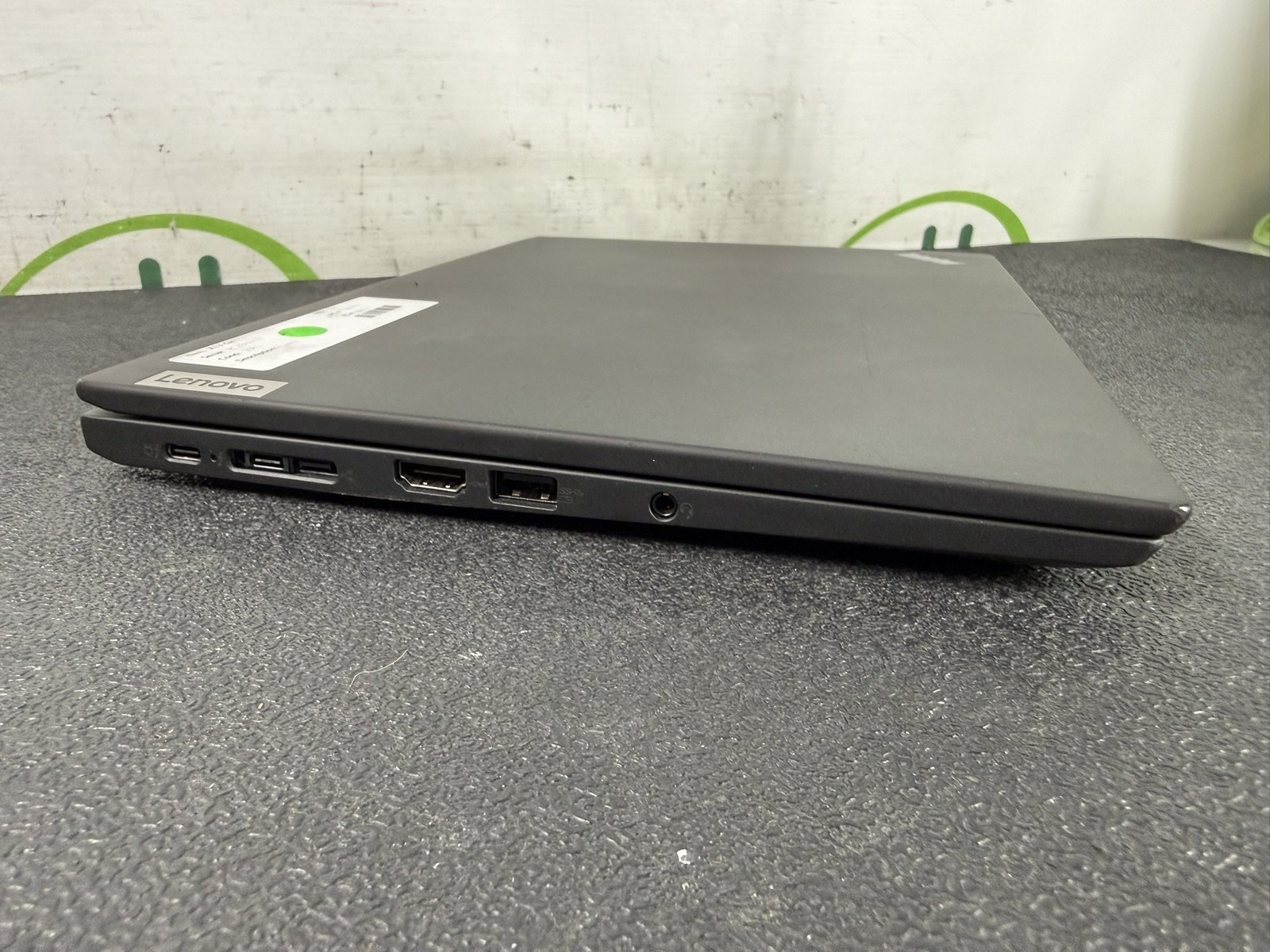 Lenovo ThinkPad X13 Gen 2 i5-1145G7 2.6GHz 16GB DDR4 256GB M.2 Win 11 Pro -READ