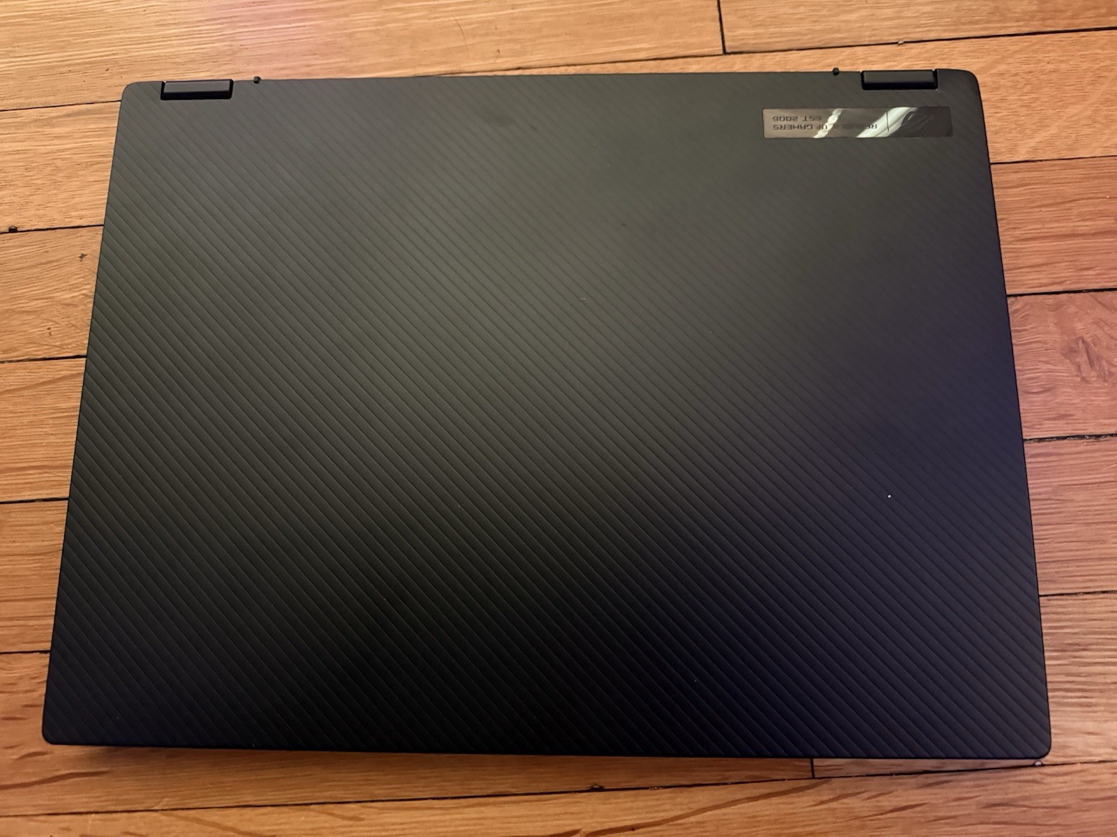 ASUS Rog Flow X13 13.4″ 120Hz, AMD Ryzen 9, 16GB RAM, 1TB, RTX 3050 TI(GV301QH))