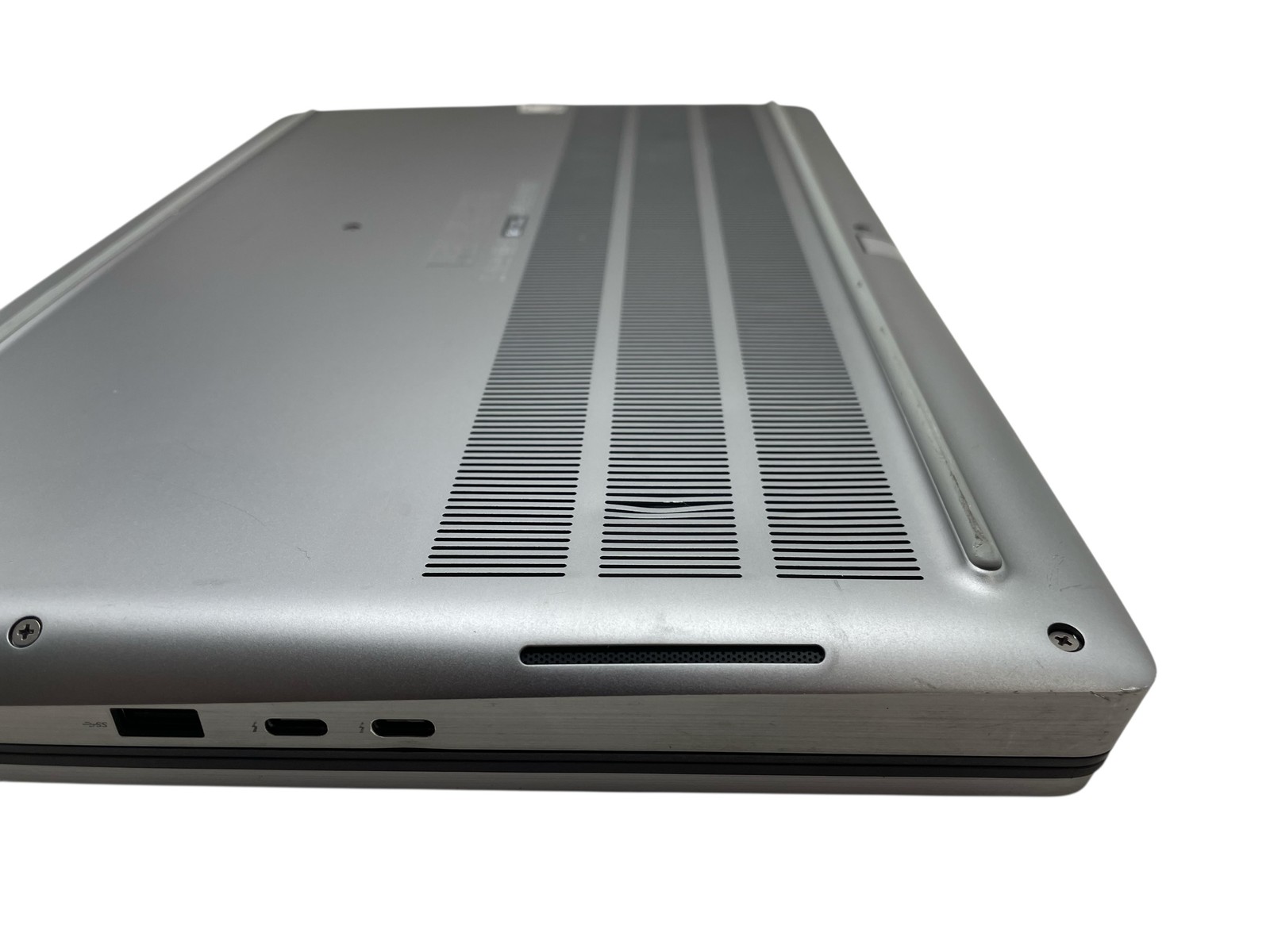 Dell Precision 7760 17″ Xeon 3.2Ghz 64GB Ram 1TB SSD–GRADE D