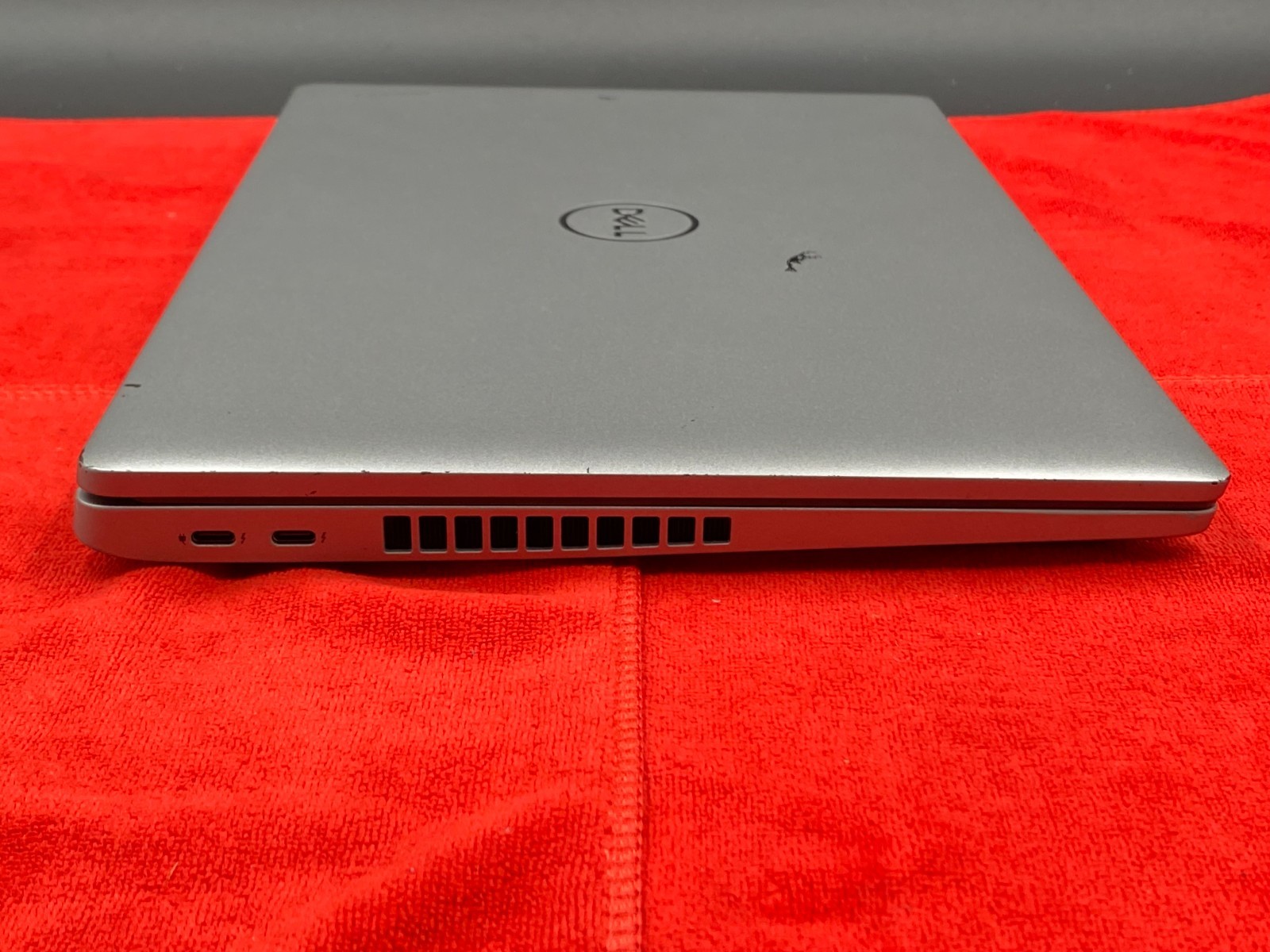 DELL PRECISION 3570 15.6′ i7-1255U 16GB DDR5 RAM 256GB NVMe NVIDIA T550+CHARGER
