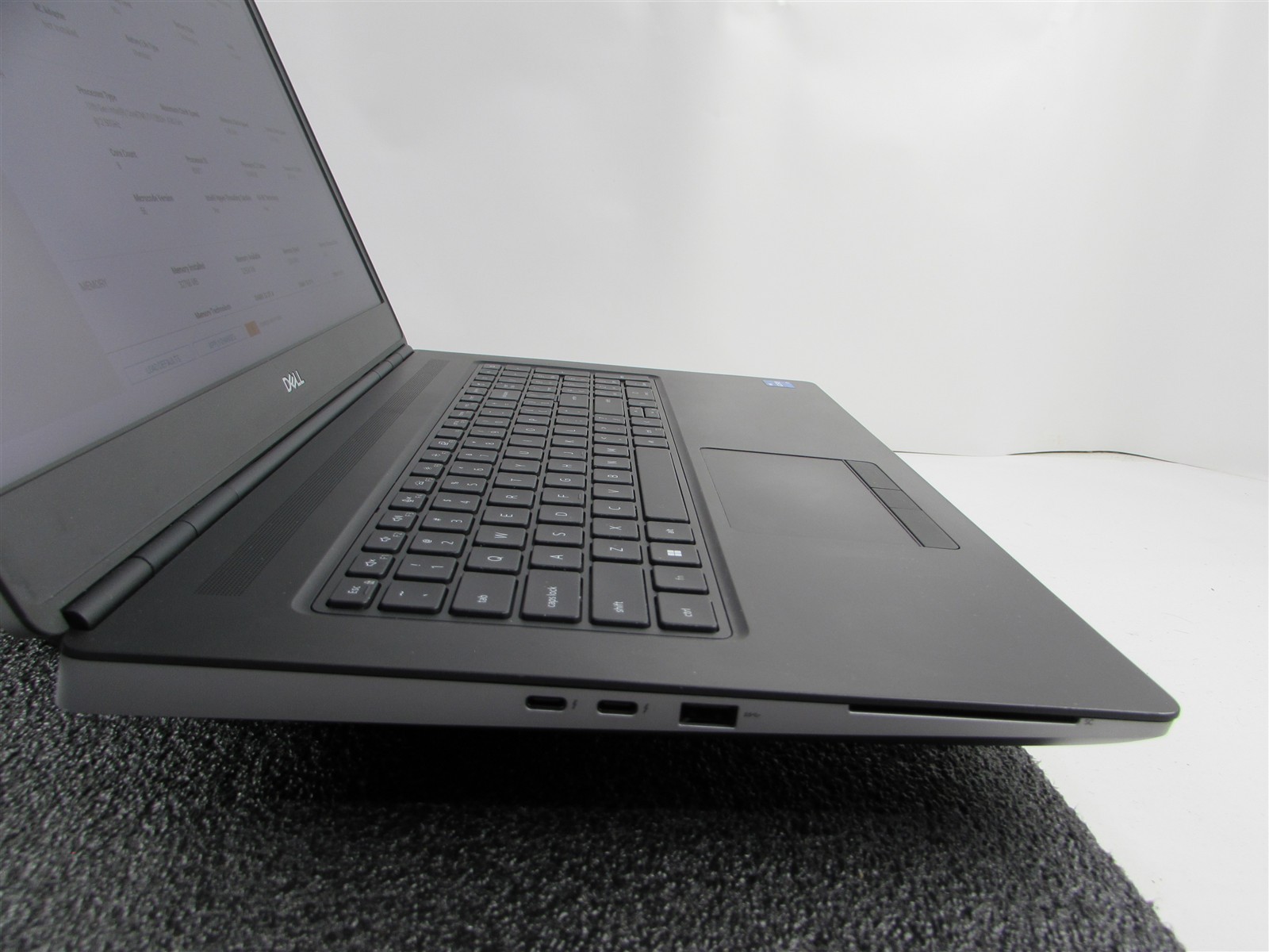 DELL PRECISION 7760 1920X1080 I7-11850H 1TB 32GB NVIDIA RTX A4000 WIN 11 PRO