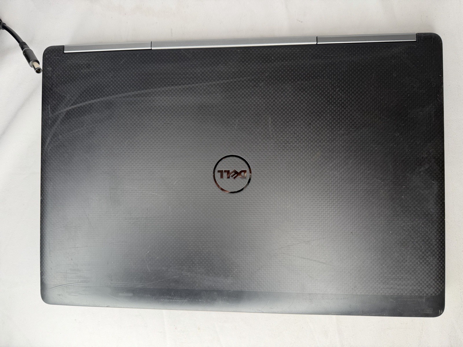 Dell Precision 7720 17” i7-6920HQ 16GB RAM 256GB NVMe SSD Radeon M5100 Win11Pro