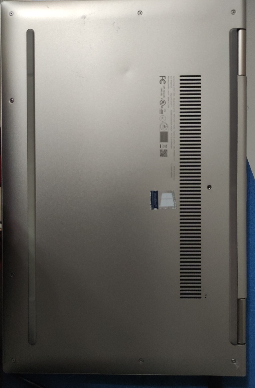 laptop computers touch screen used Lenovo 14″ fingerprint back light