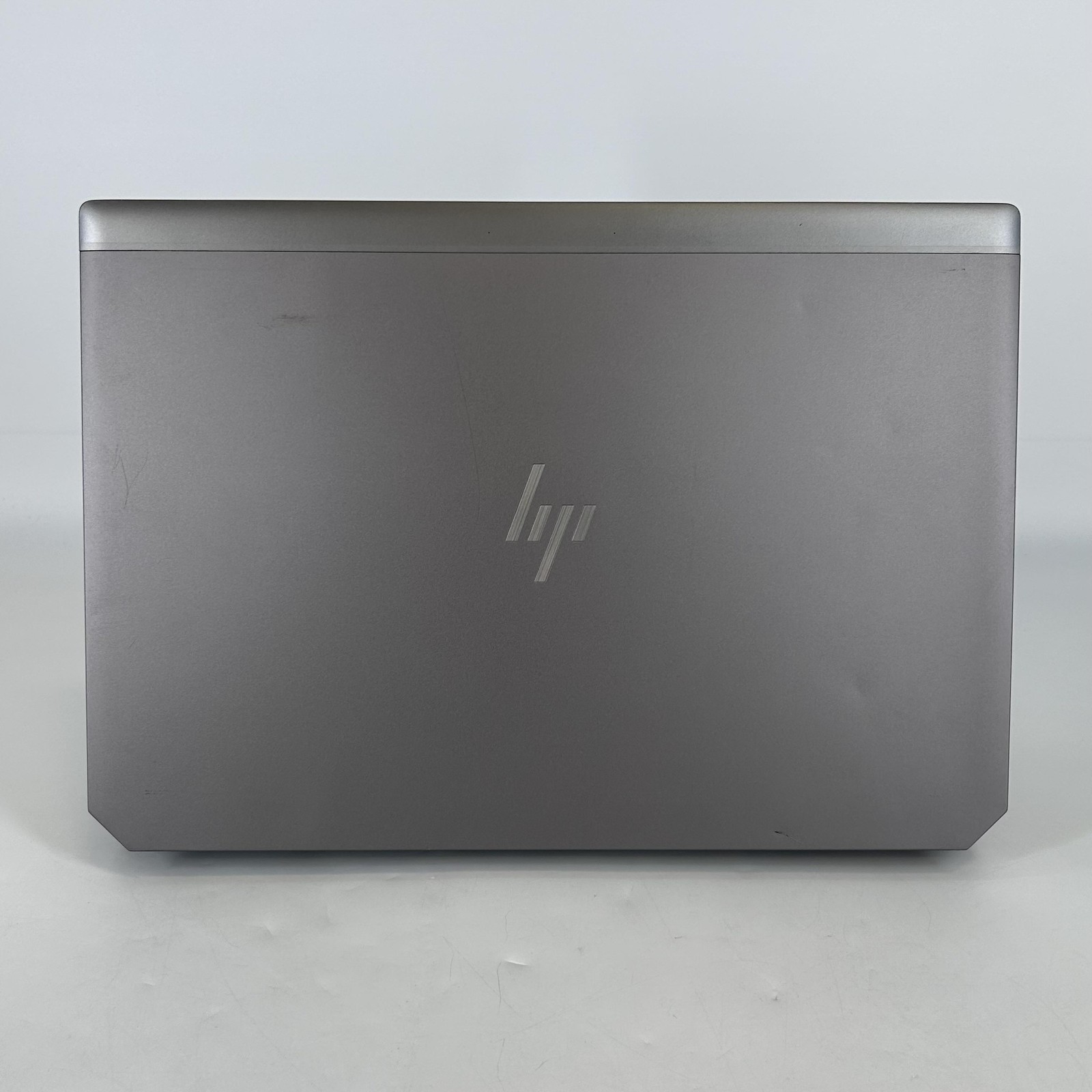 HP ZBook 15 G6 FHD i7-9850H 2.60GHz 32GB 1TB SSD NVIDIA Quadro T1000 Good