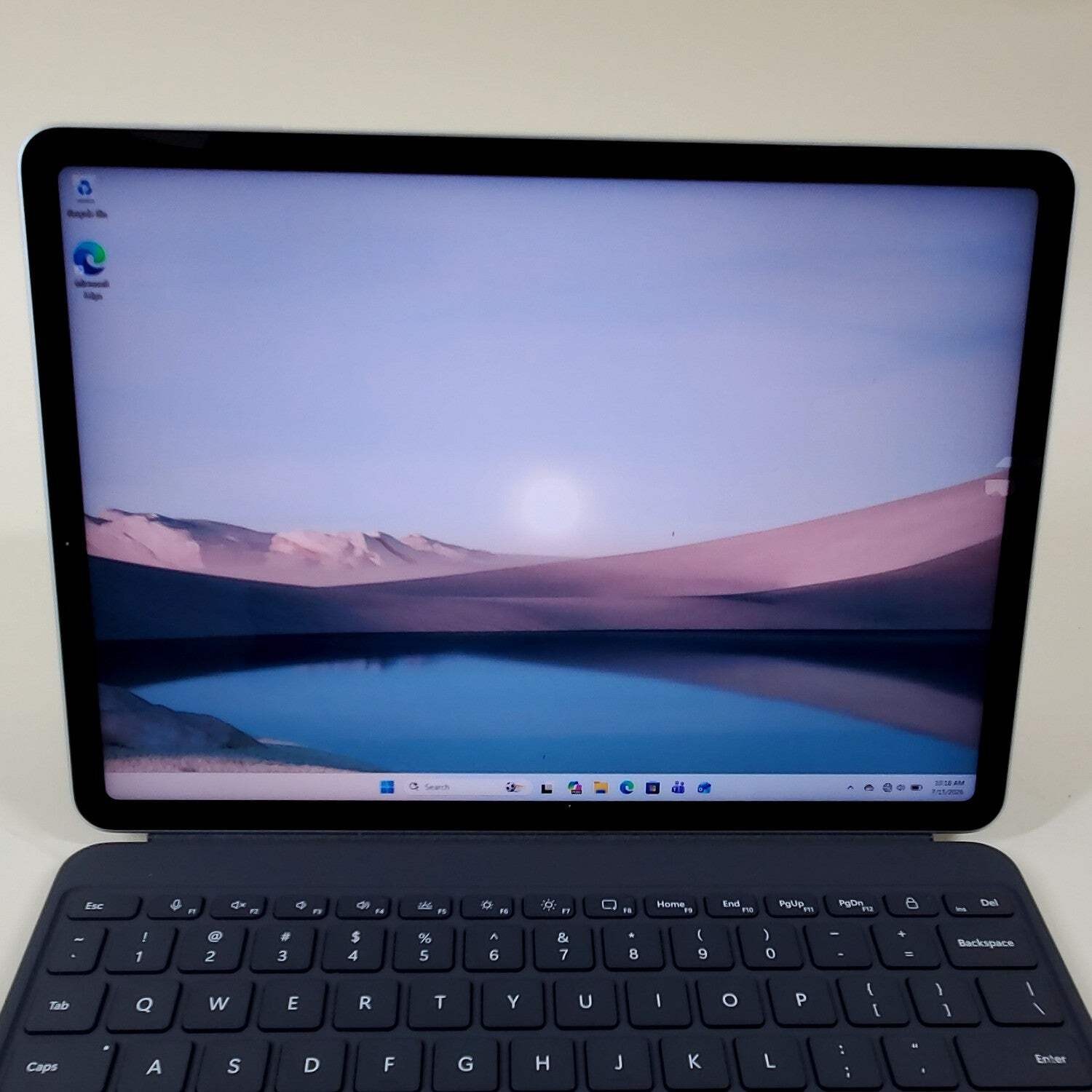 Microsoft Surface Pro 2109 12″ Snapdragon X Plus 3.3GHz 16GB RAM 256GB SSD