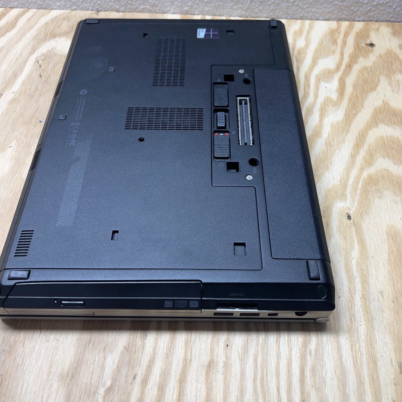 HP Elitebook 8470p Core i5-3210M 2.50GHz 8GB RAM 256SSD WEBCAM