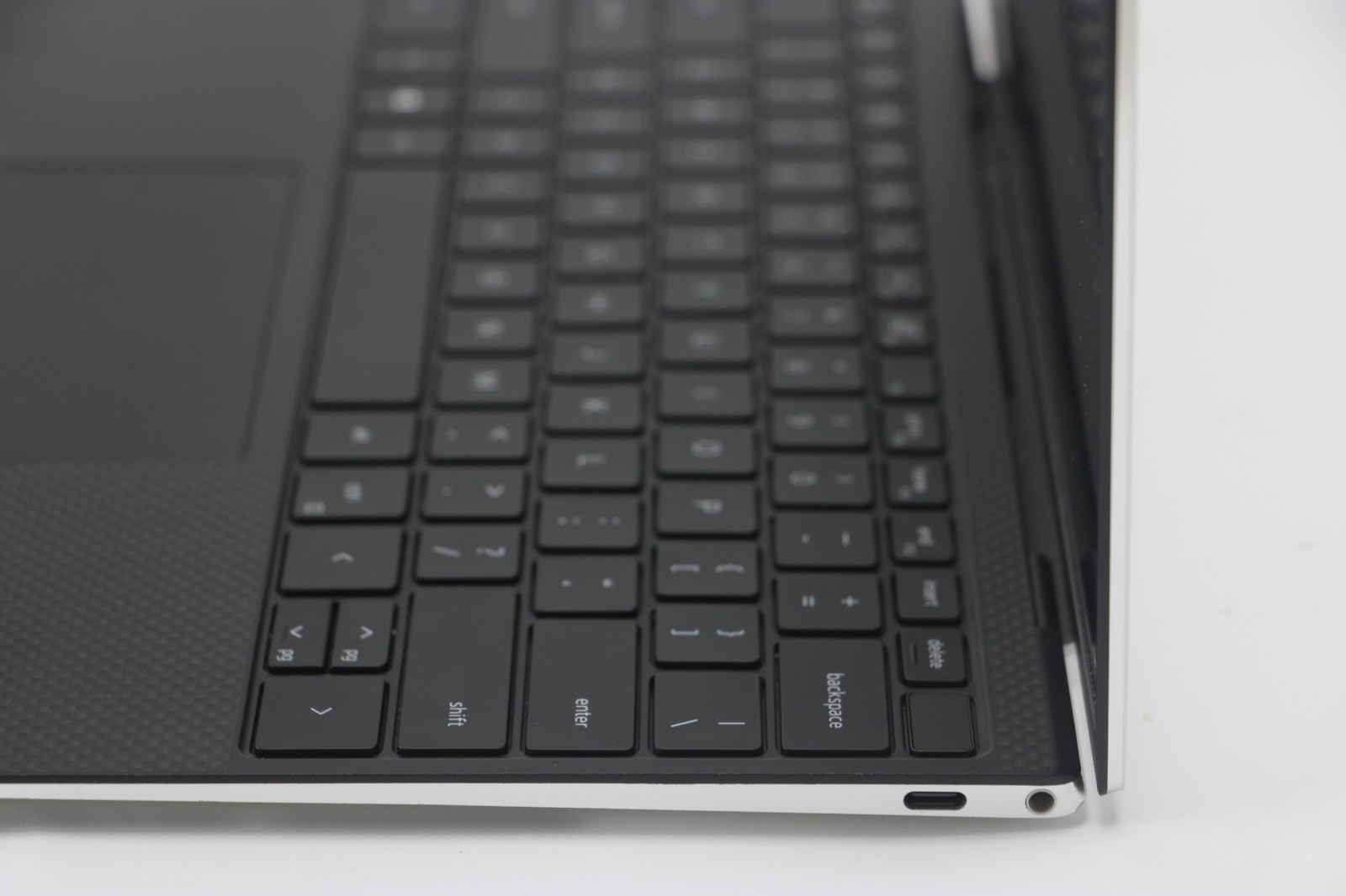 Dell XPS 13 9310 *2.90GHz i7-1195G7/ 16GB RAM/ 512GB SSD* 82% Battery w/Charger