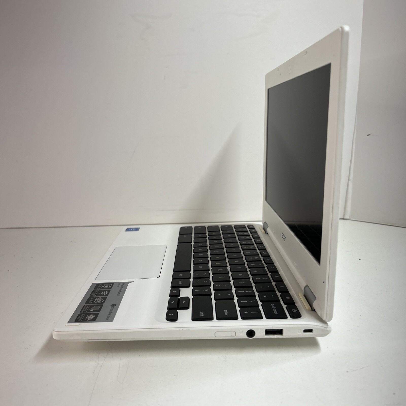 Acer Chromebook 11 CB3-131 Intel Celeron N2840 2GB RAM 16GB eMMC ChromeOS