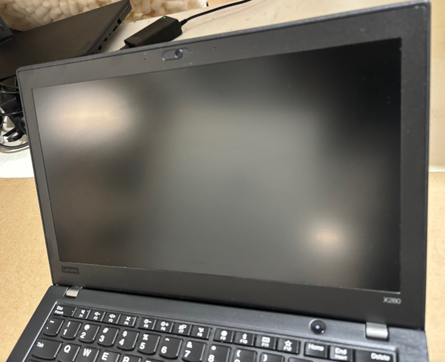 Lenovo ThinkPad X280 12.5″ Intel i5-7300 2.650GHz 8GB DDR4 256GB SSD Windows 11