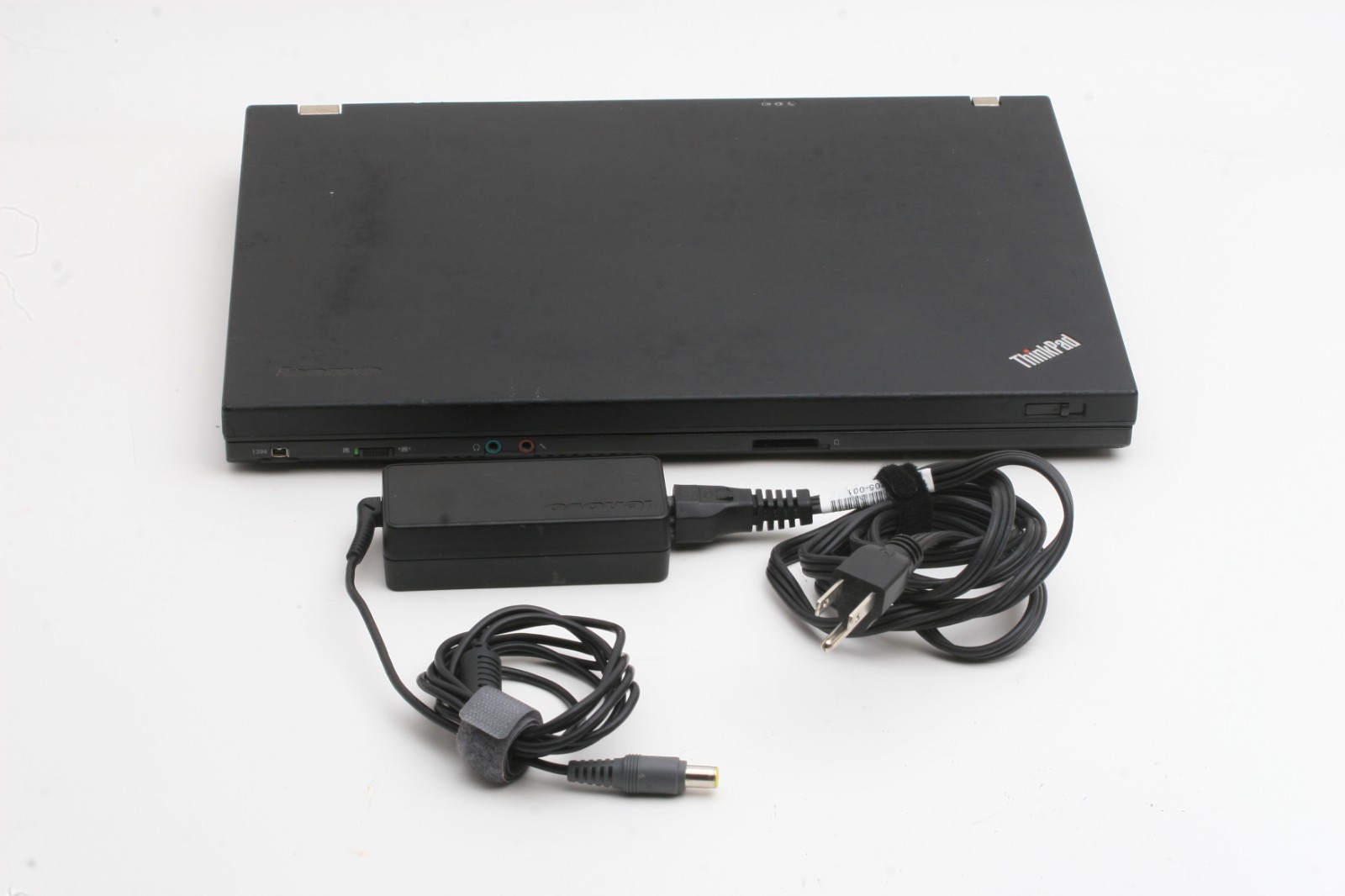 Lenovo ThinkPad T500 4 GB/250 GB HDD/15″ screen/ Windows 7 Pro. Ready to Use