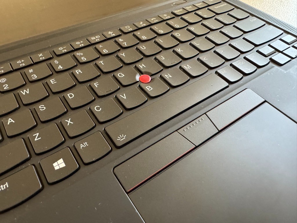 Lenovo ThinkPad X1 Carbon Gen 9 Laptop Intel Core i5-1145G7 16GB RAM – No SSD