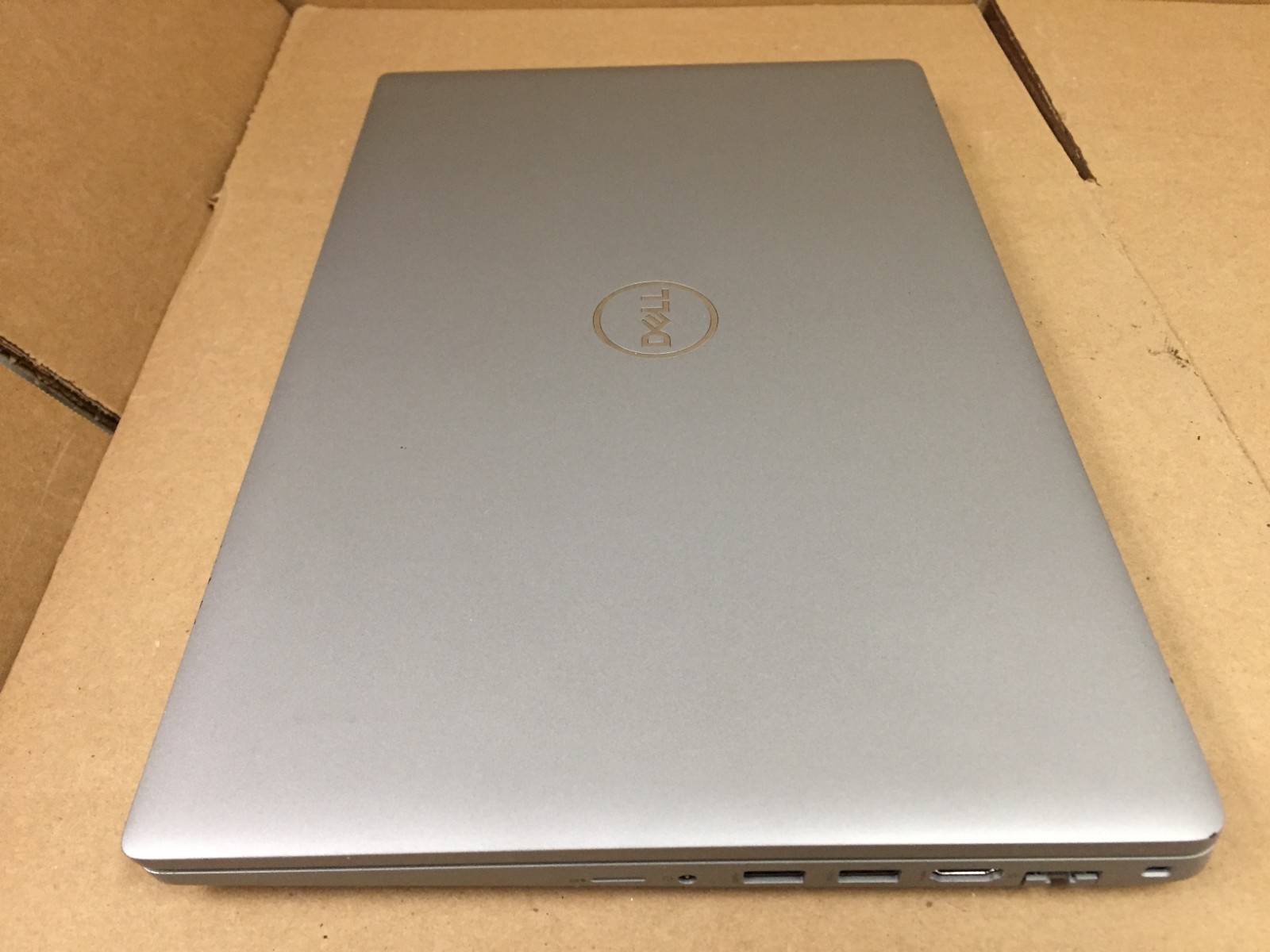 Dell Precision 3560 15.6″ FHD Laptop i5-1135G7 16GB RAM 256GB SSD Backlit w/ AC