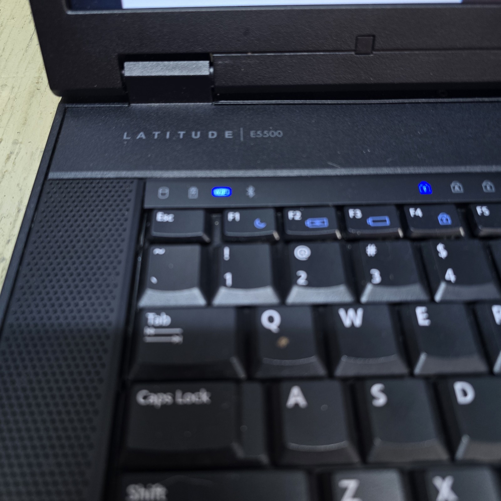 Dell Latitude E5500 Laptop Windows 10 Pro 32 Bit 15.4in No Charger Parts