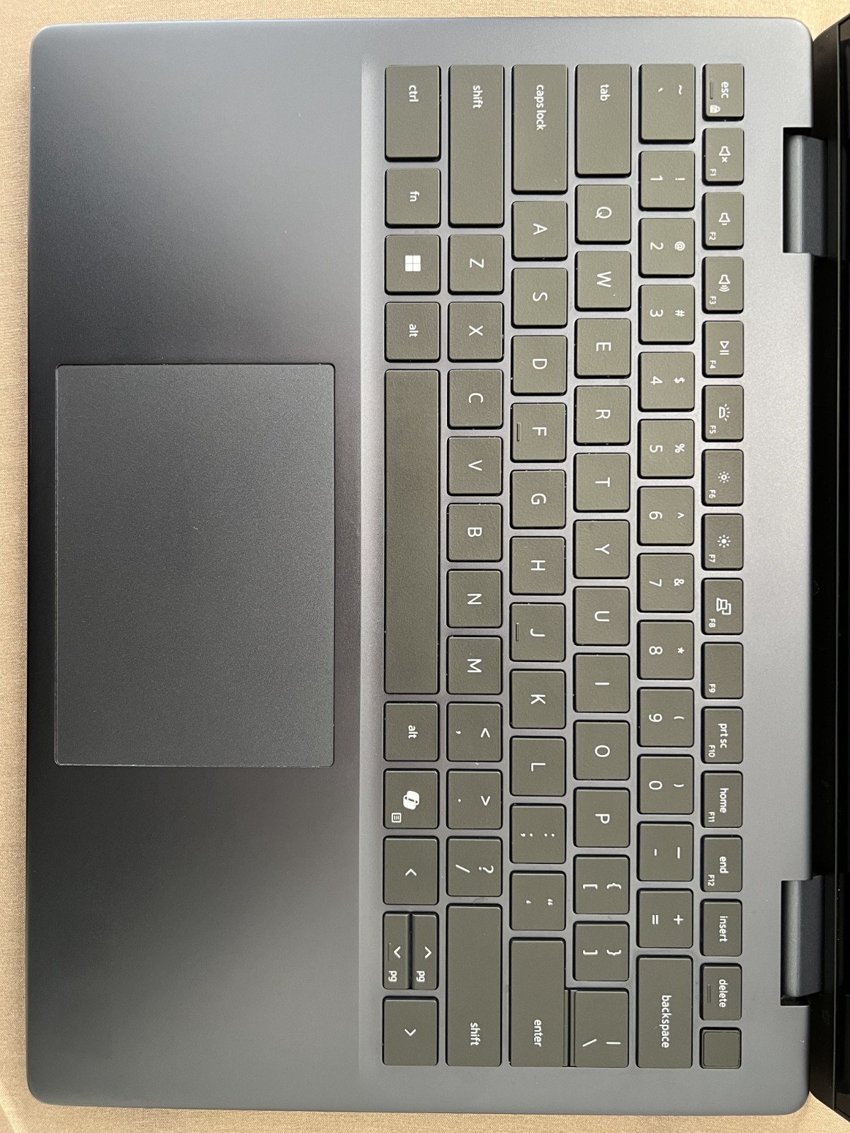 Dell Inspiron 14 2-in-1 Touchscreen Ryzen 5 8640HS 8GB RAM 512GB SSD Win 11