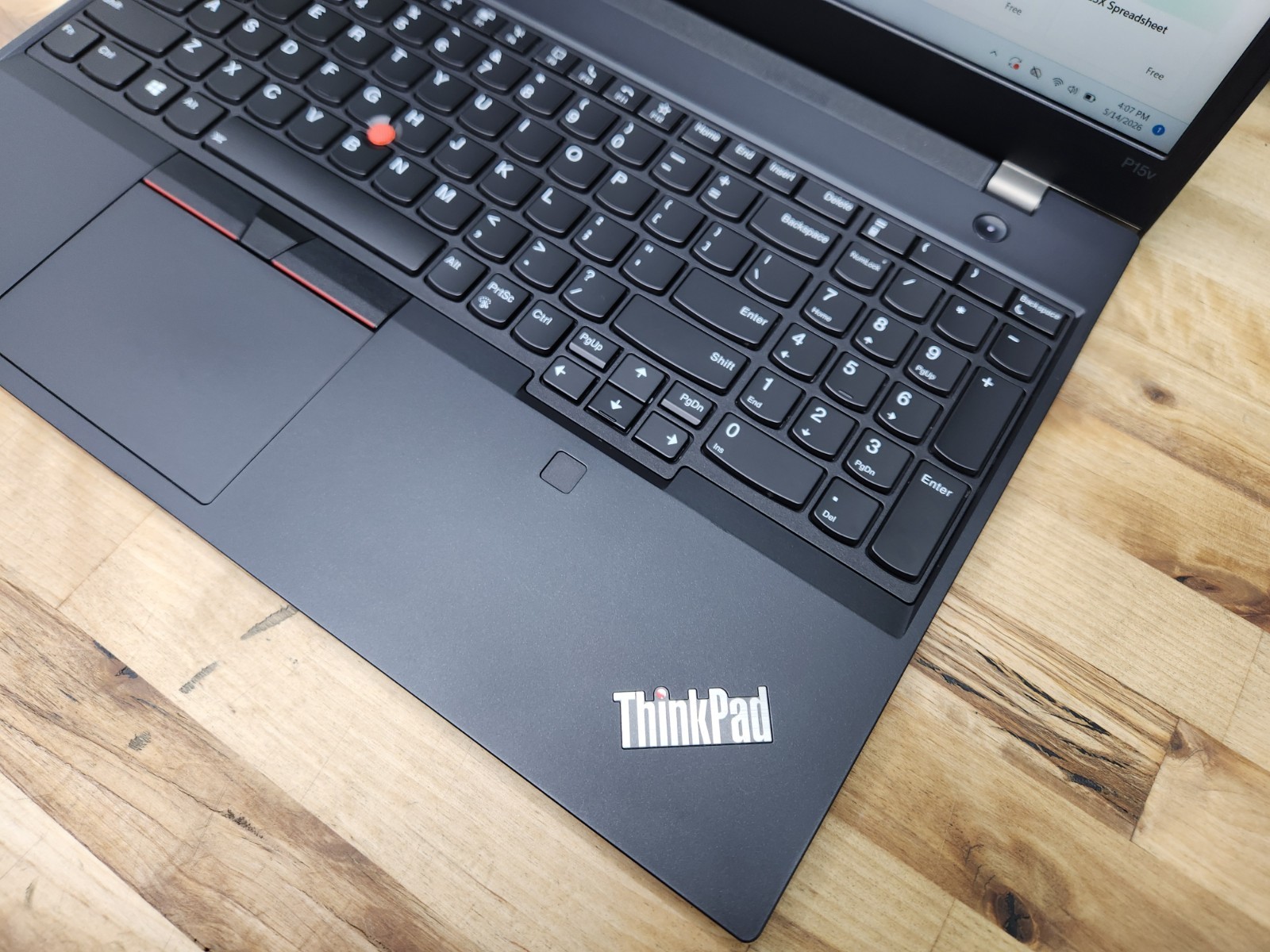 Lenovo ThinkPad P15V Gen 1 15.6″ FHD i7-10875H 2.30GHz 32GB RAM Windows 11 Pro ~