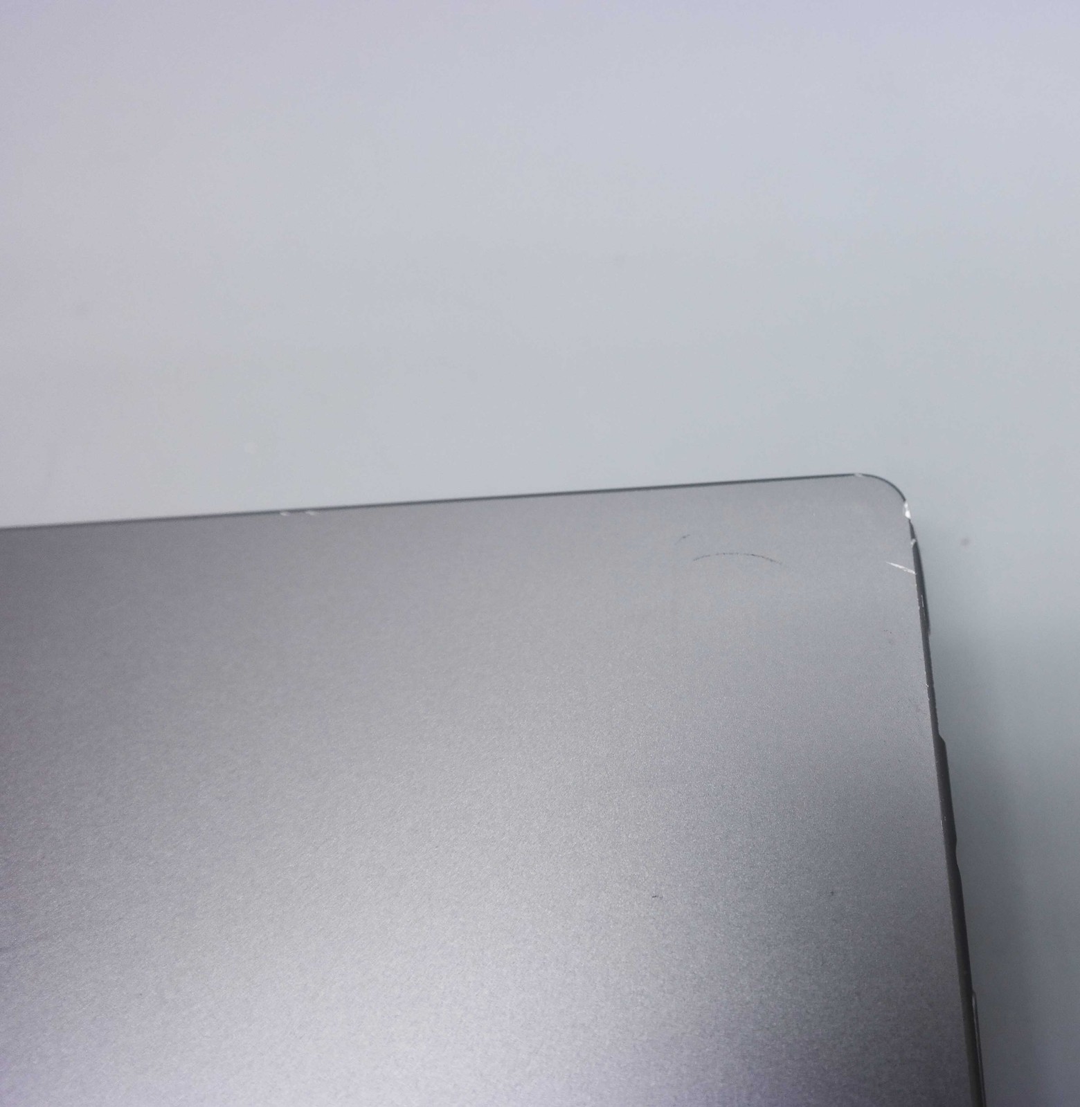 Lenovo Slim Pro 7 14.5″ Ryzen 7 7735HS 16GB 512GB RTX 3050 ISSUE