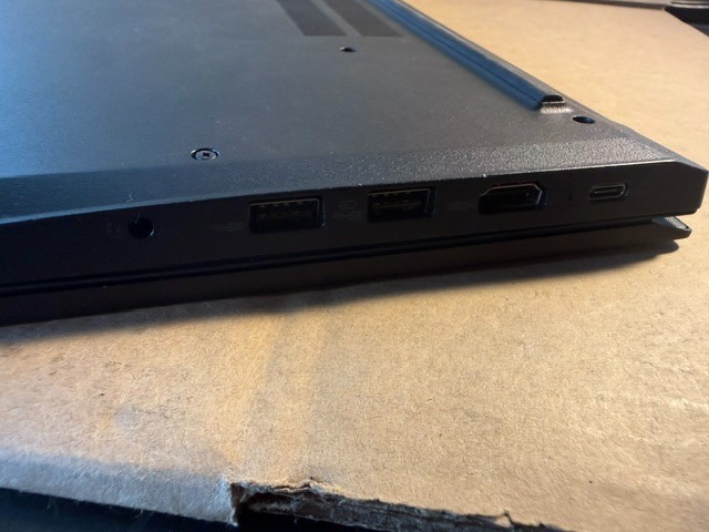 Lenovo ThinkPad E490 i5-8265U NO RAM NO O/S (No Charger Included)