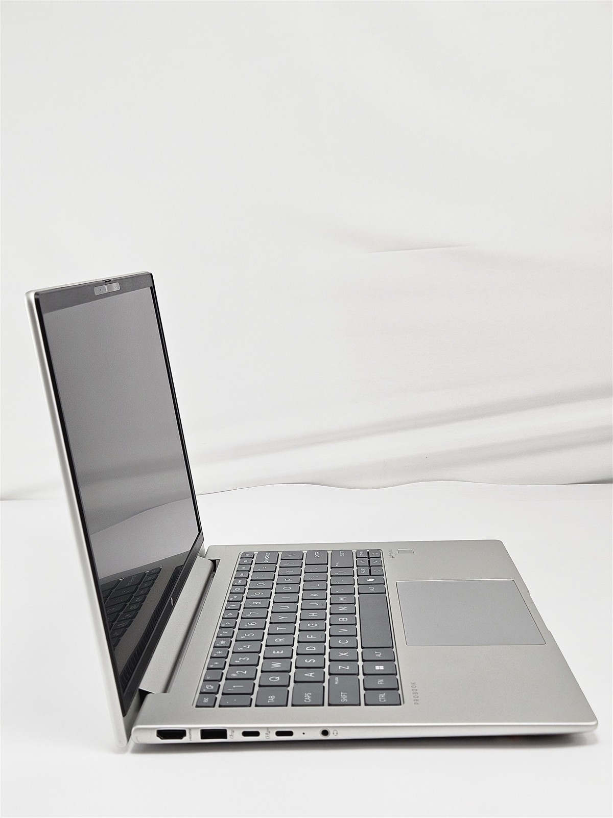 HP ProBook 445 G11 Ryzen 7 7735U 16GB 256GB SSD 14″ Silver Notebook