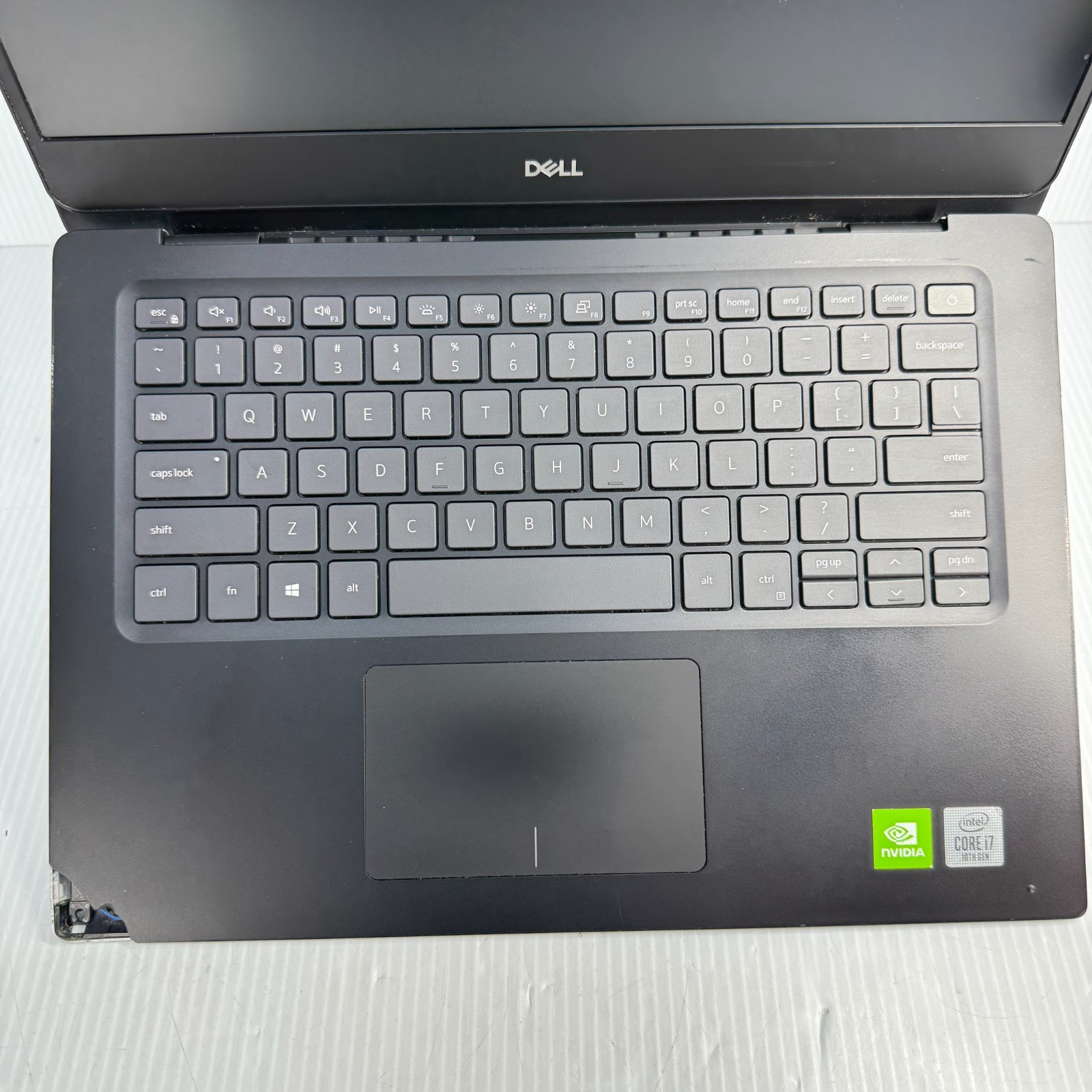 Dell Vostro 5490 i7-10510U 14″ Windows 11 Pro Laptop 128GB SSD 16GB *ROUGH SHAPE