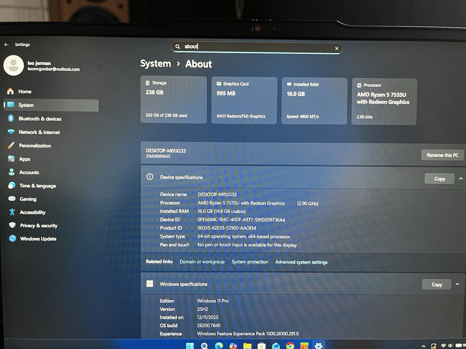 Lenovo ThinkPad E14 gen 6AMD Ryzen 5 7535U 16GB 238GB SSD Windows 11 Pro 14″
