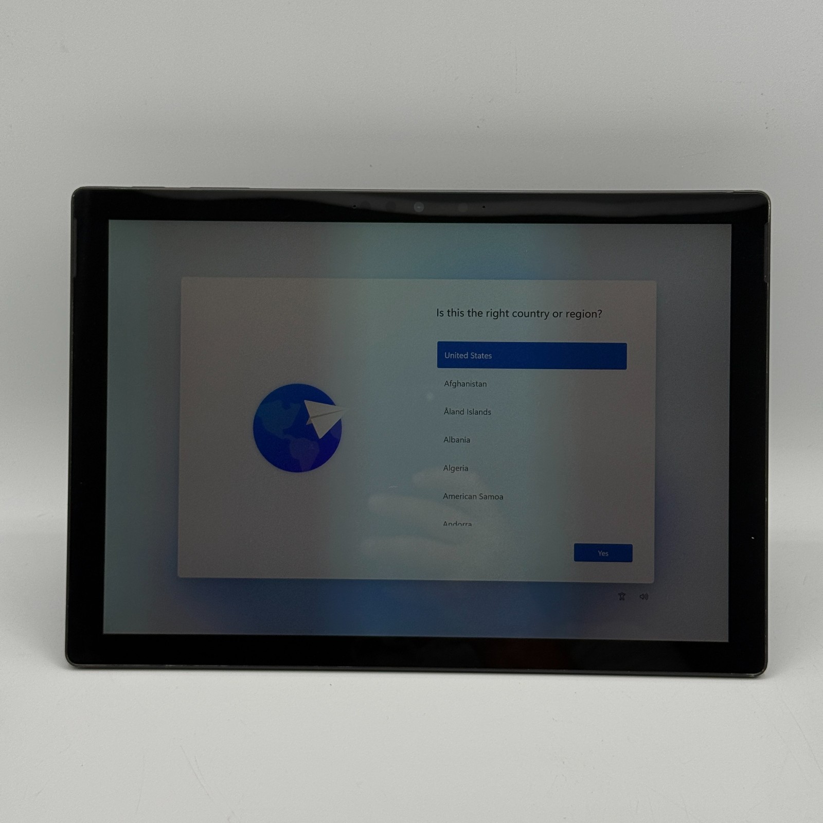 Microsoft Surface Pro 7 plus + 1960 i7-1165G7 16GB RAM 512GB SSD 12.3″ Win11 Pro