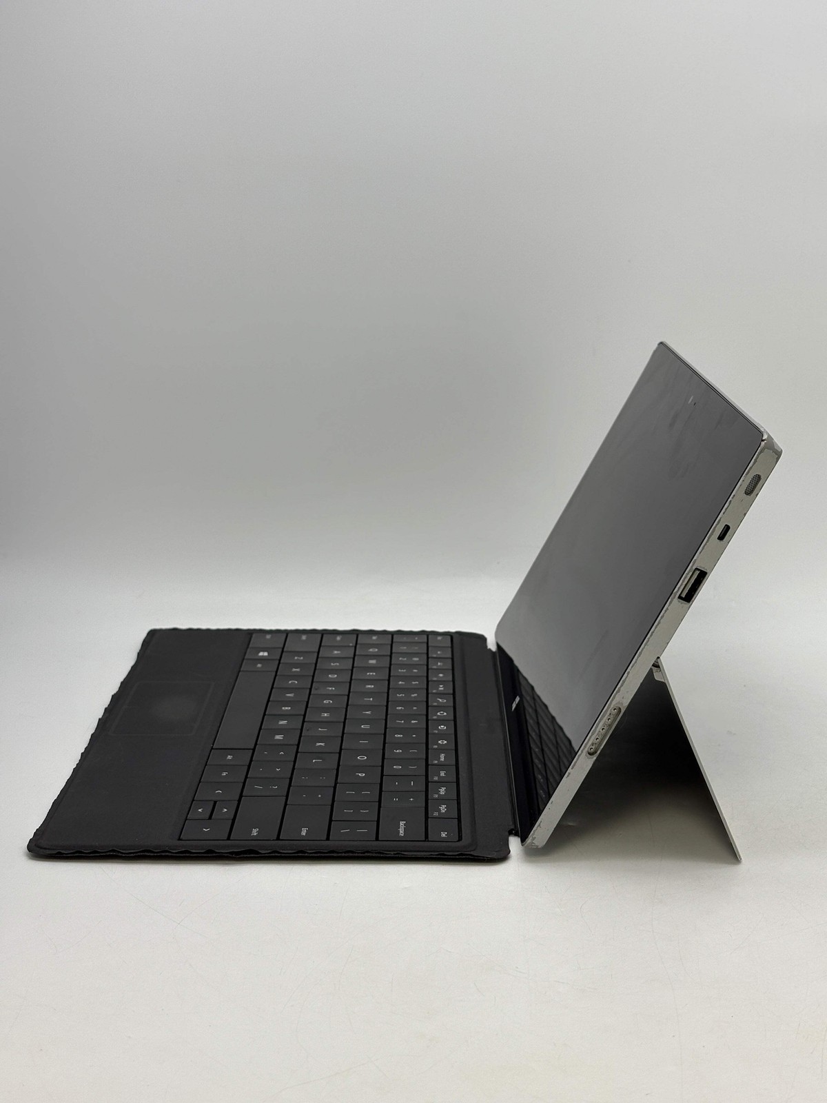 Microsoft Surface 2 1572 Windows RT 32GB 10.6″ Silver – NO OS
