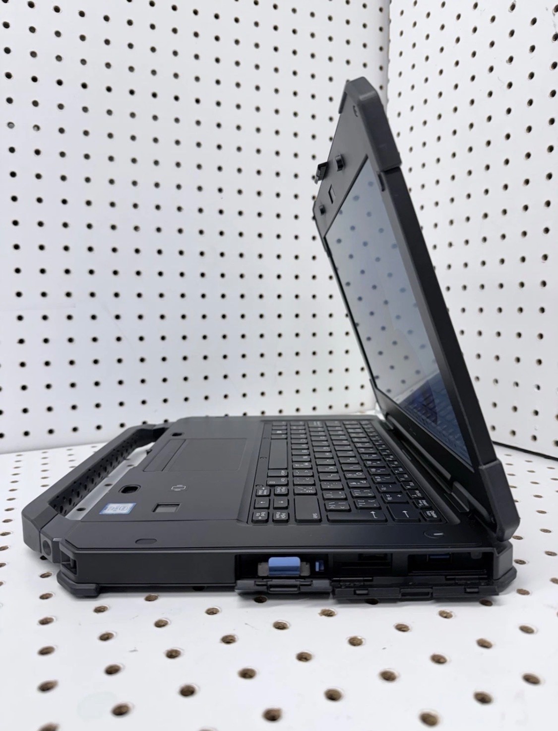Dell Latitude 14 Rugged 5420 14” Touchscreen i5-8350U, 16GB 256GB SSD Win 11 Pro