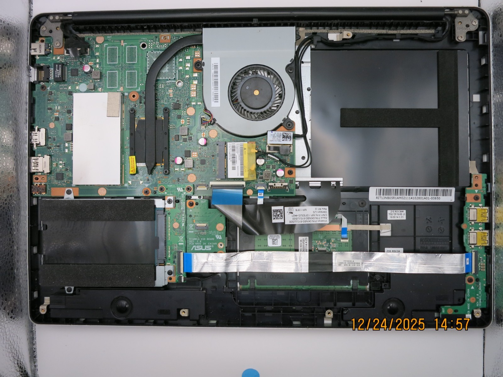 ASUS TP500L i3-4030U @1.90 GHz 4GB RAM, 500GB HD 15.6″ 2 IN 1 Touch WIN 10Pro
