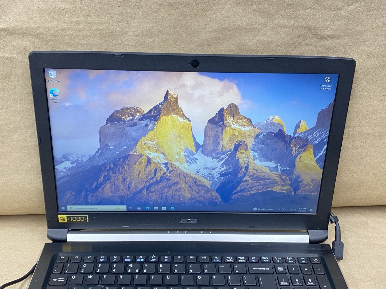 Acer Aspire A515-51 – 15.5″ FHD – i3-7100U – 8GB – 128GB SSD – Win 10 Pro – READ