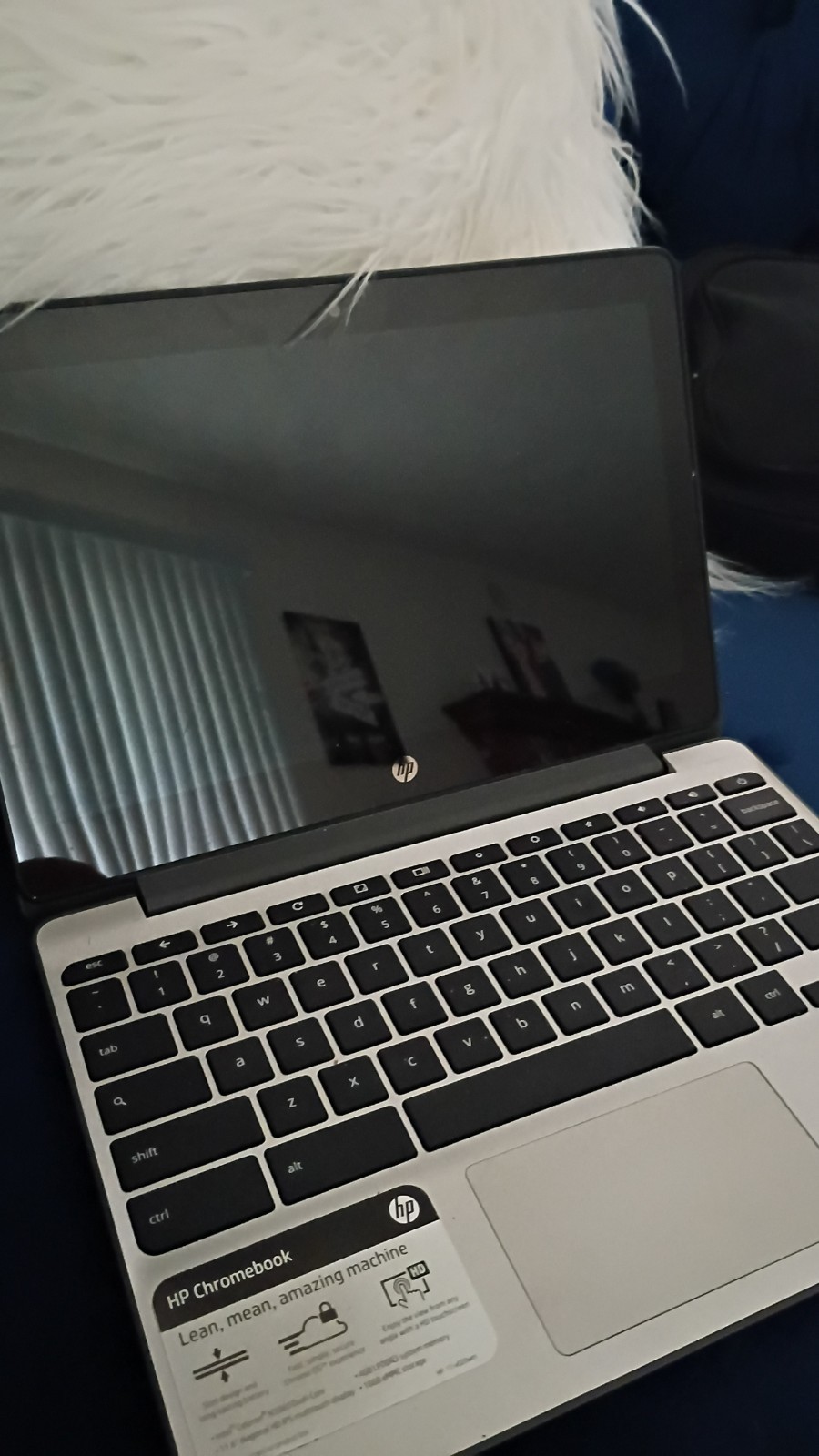 HP 14DQ0052DX 14″ (64 GB, SSD, Intel Celeron N, 1.10 GHz, 4 GB) Laptop -…